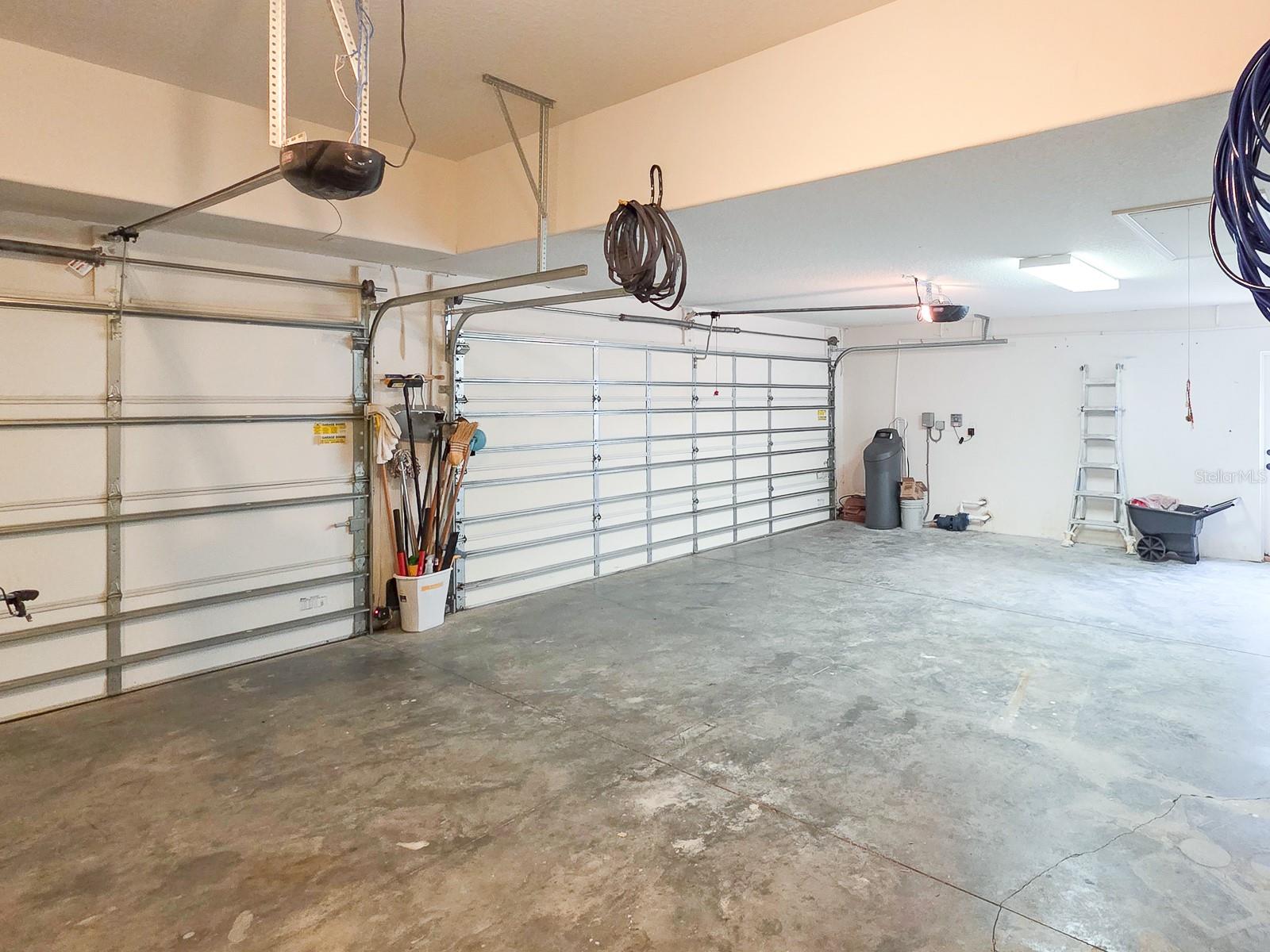 RIVER OAKS IN THE HAMMOCK - Residential