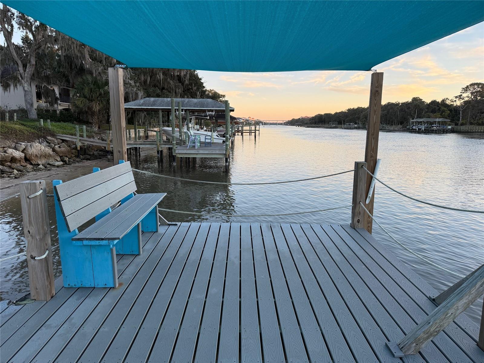 RIVER OAKS IN THE HAMMOCK - Residential