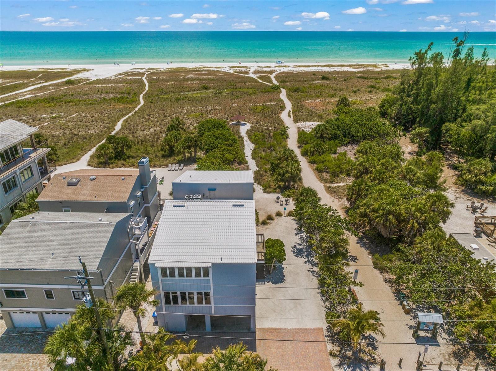 600/602 BEACH ROAD 1 & 2