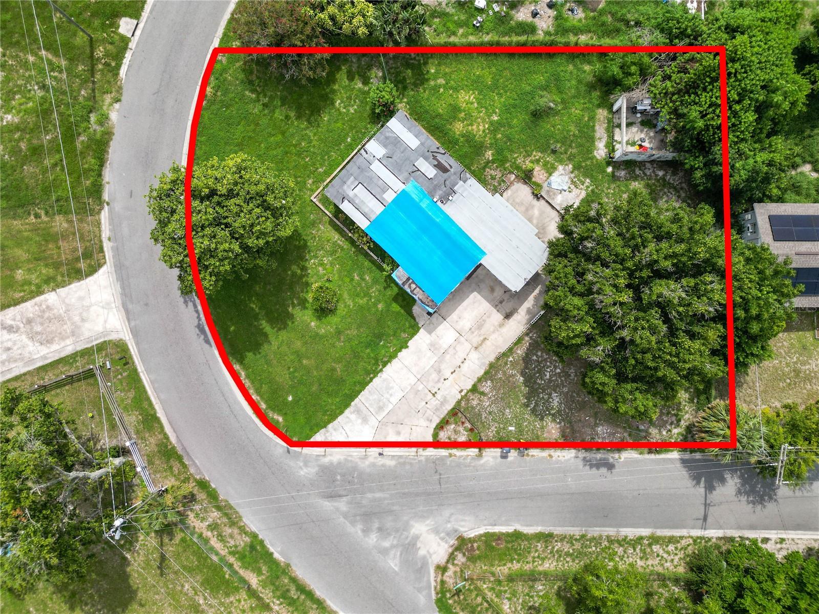 1130 CAREFREE COVE DRIVE