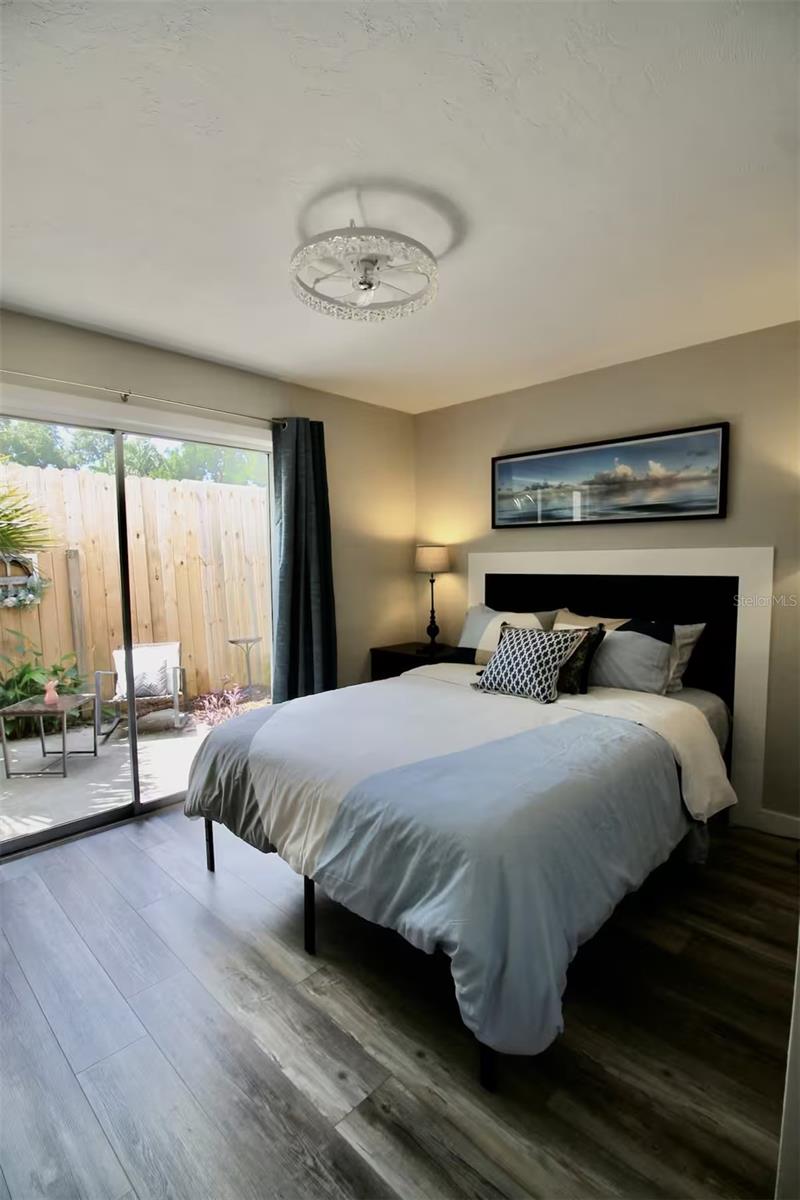 SOUTH GATE - Residential Income