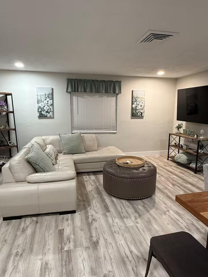 SOUTH GATE - Residential Income