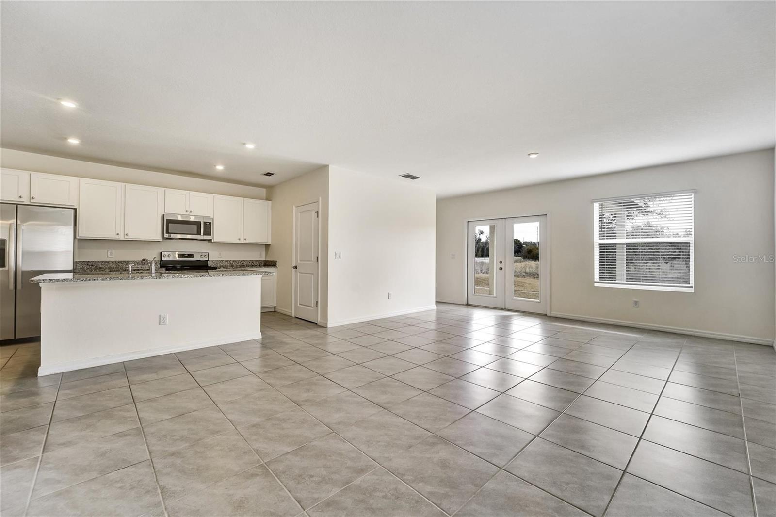 LINKS AT CALUSA SPRINGS - Residential