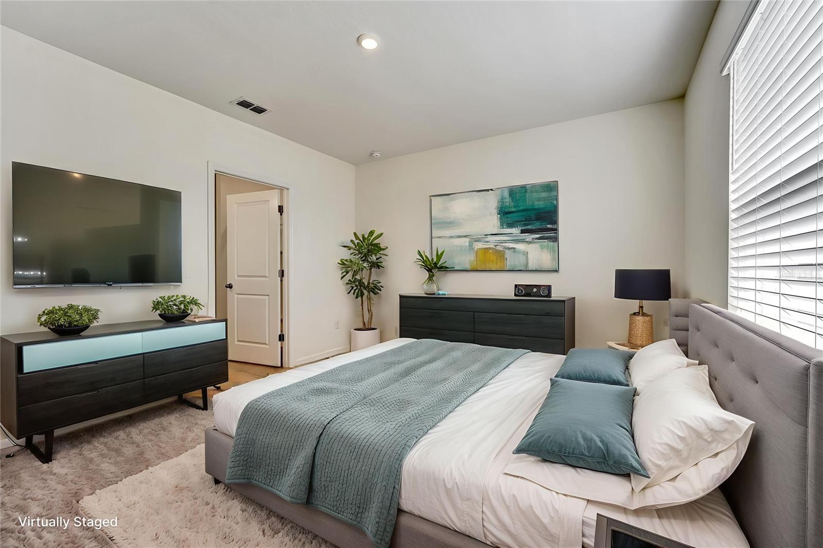 LINKS AT CALUSA SPRINGS - Residential