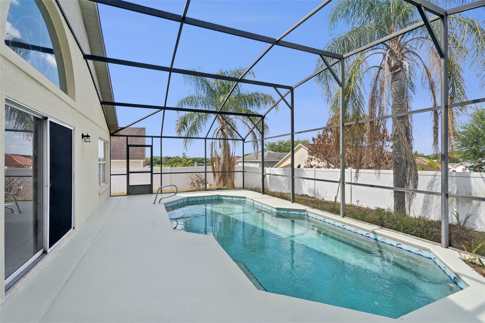 COUNTRY RUNA - Residential