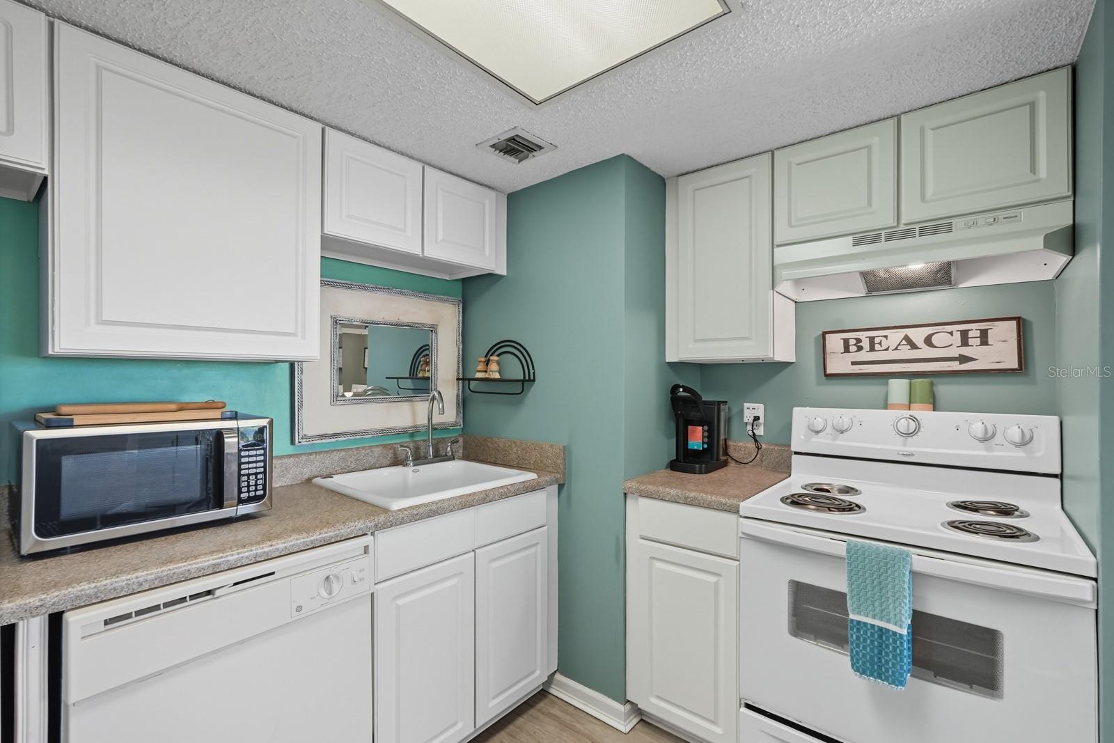 OCEAN WATCH CONDO - Residential