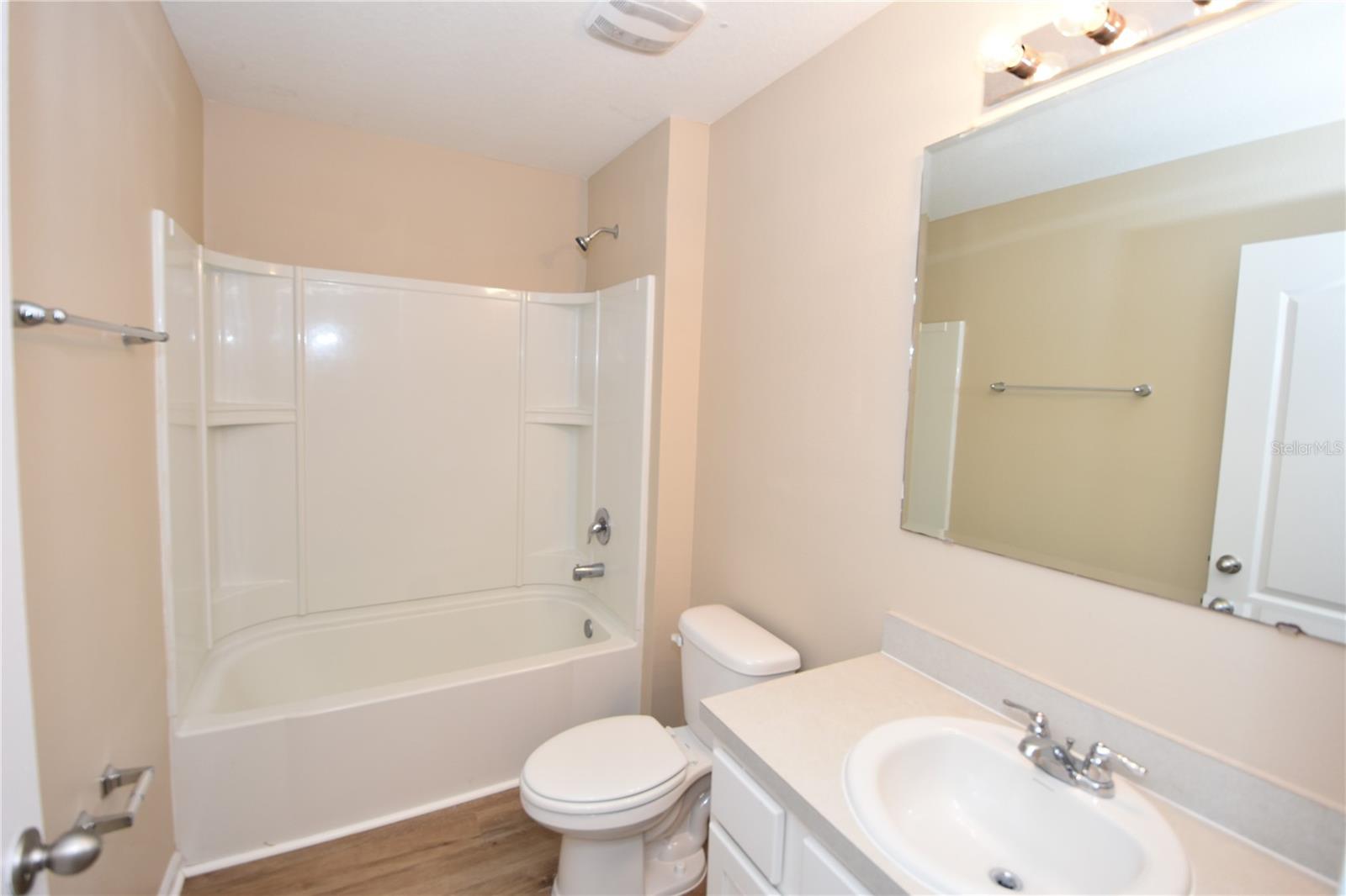 PINE GROVE - Residential Lease