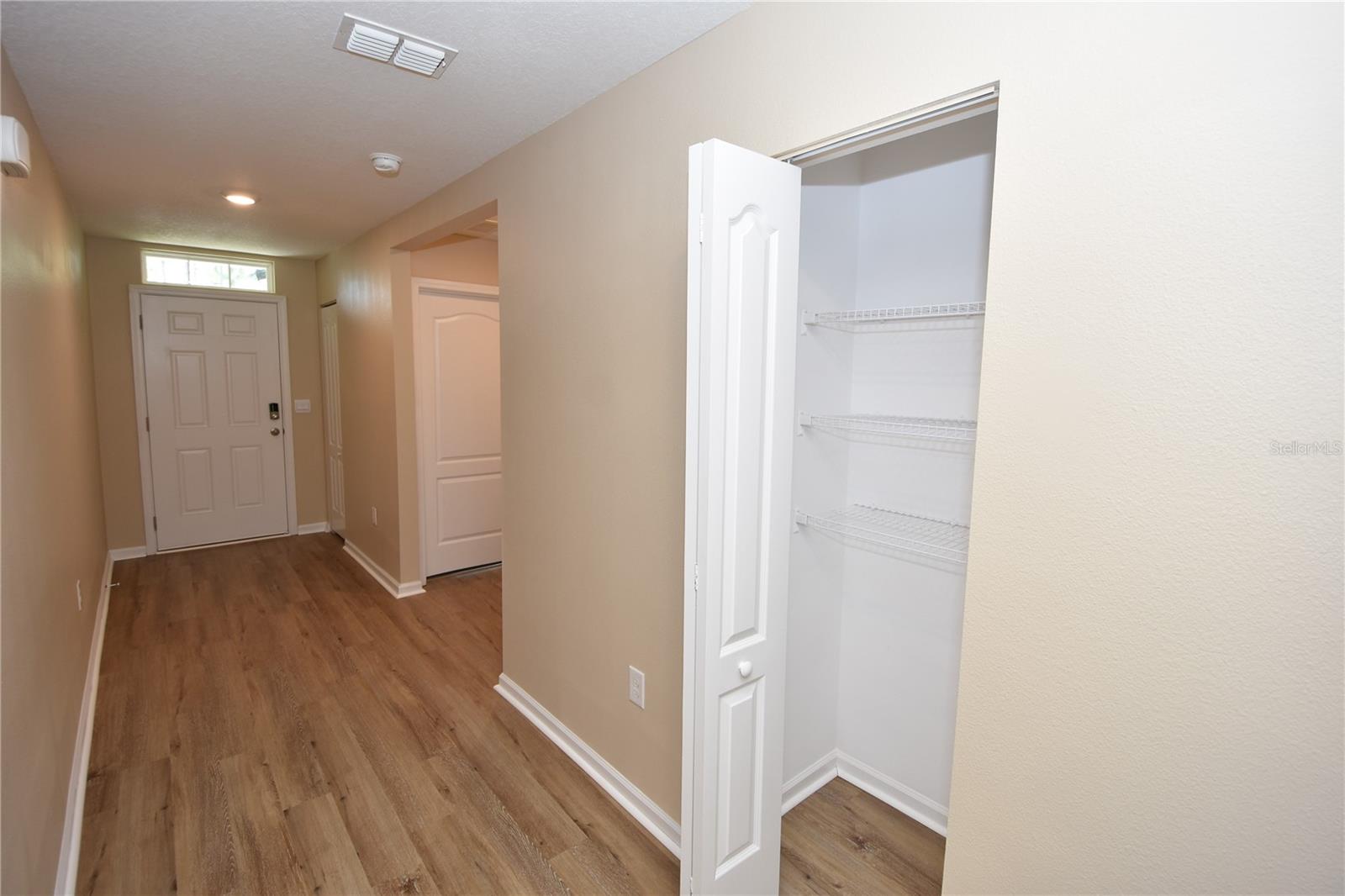 PINE GROVE - Residential Lease
