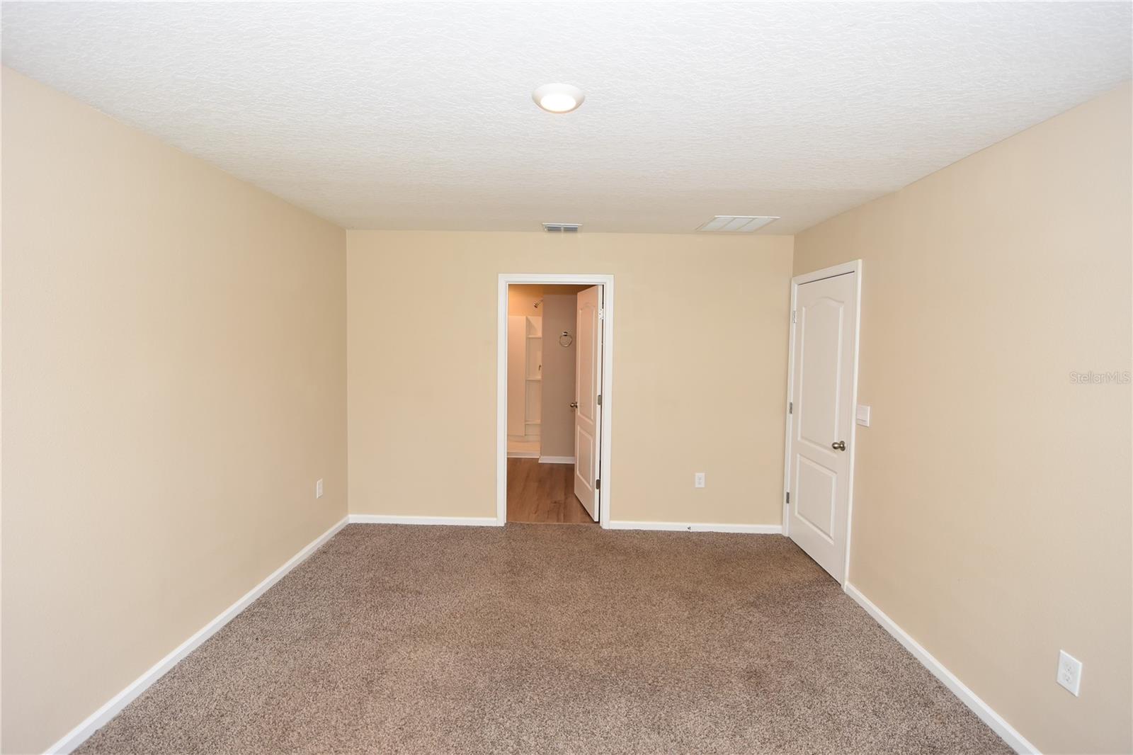 PINE GROVE - Residential Lease