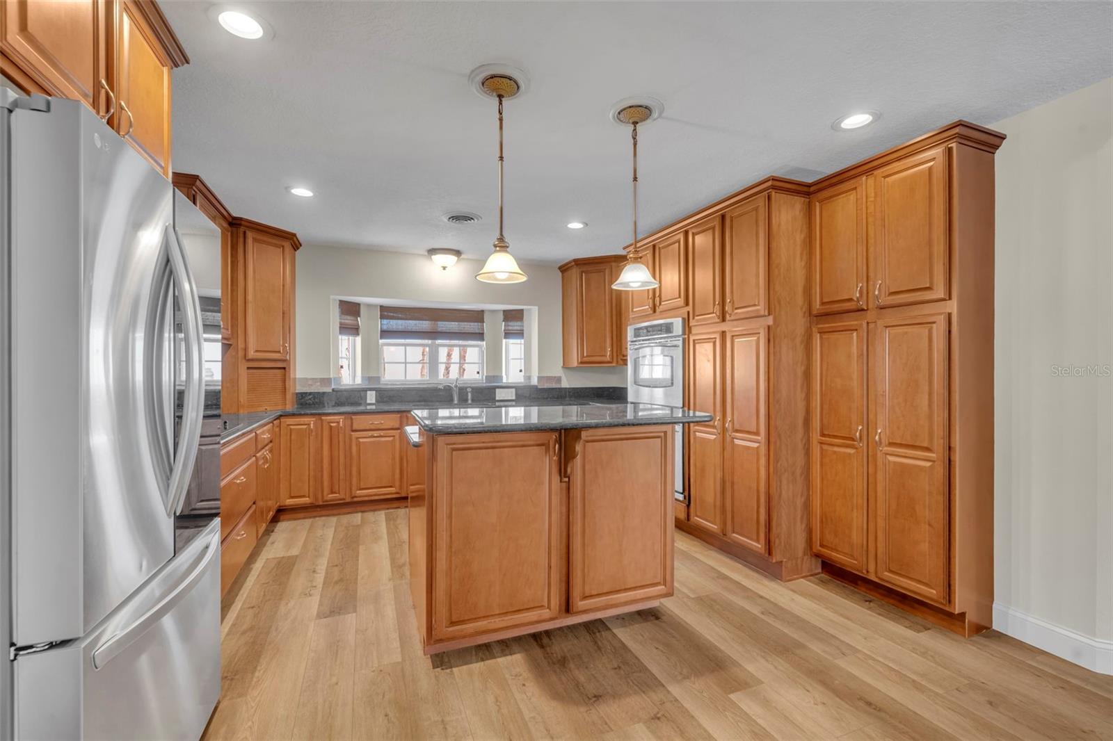 DOMMERICH HILLS - Residential