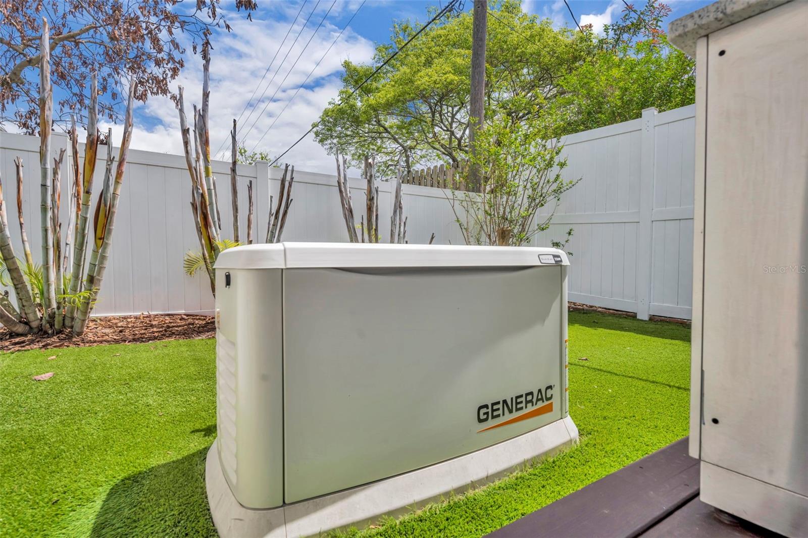 DOMMERICH HILLS - Residential