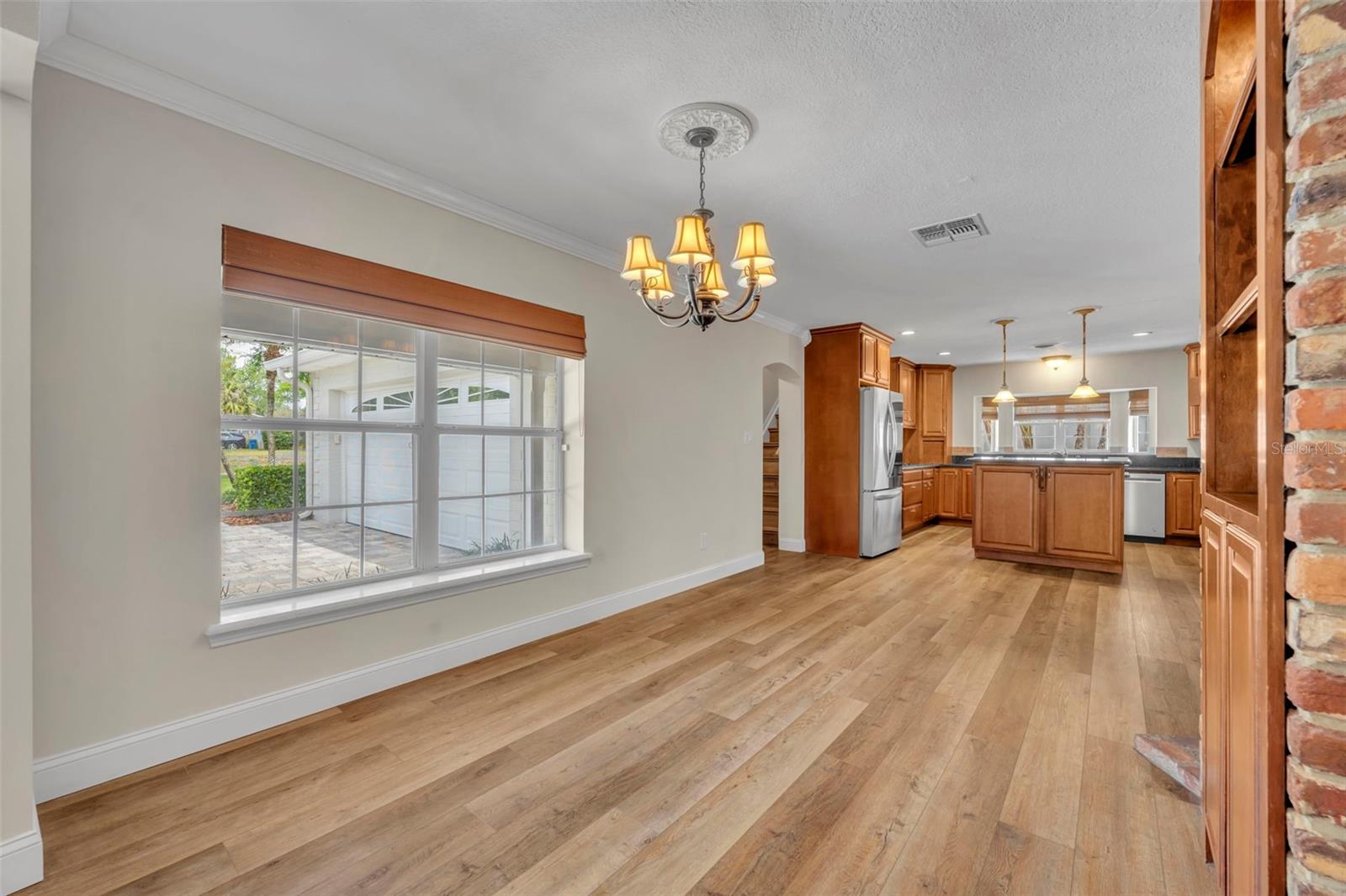 DOMMERICH HILLS - Residential