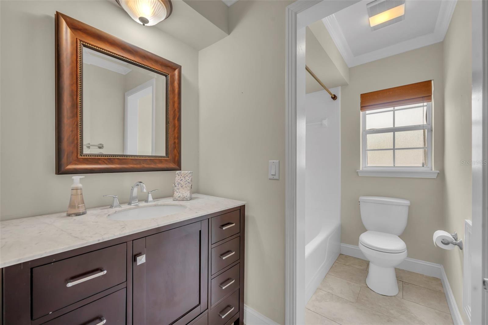 DOMMERICH HILLS - Residential