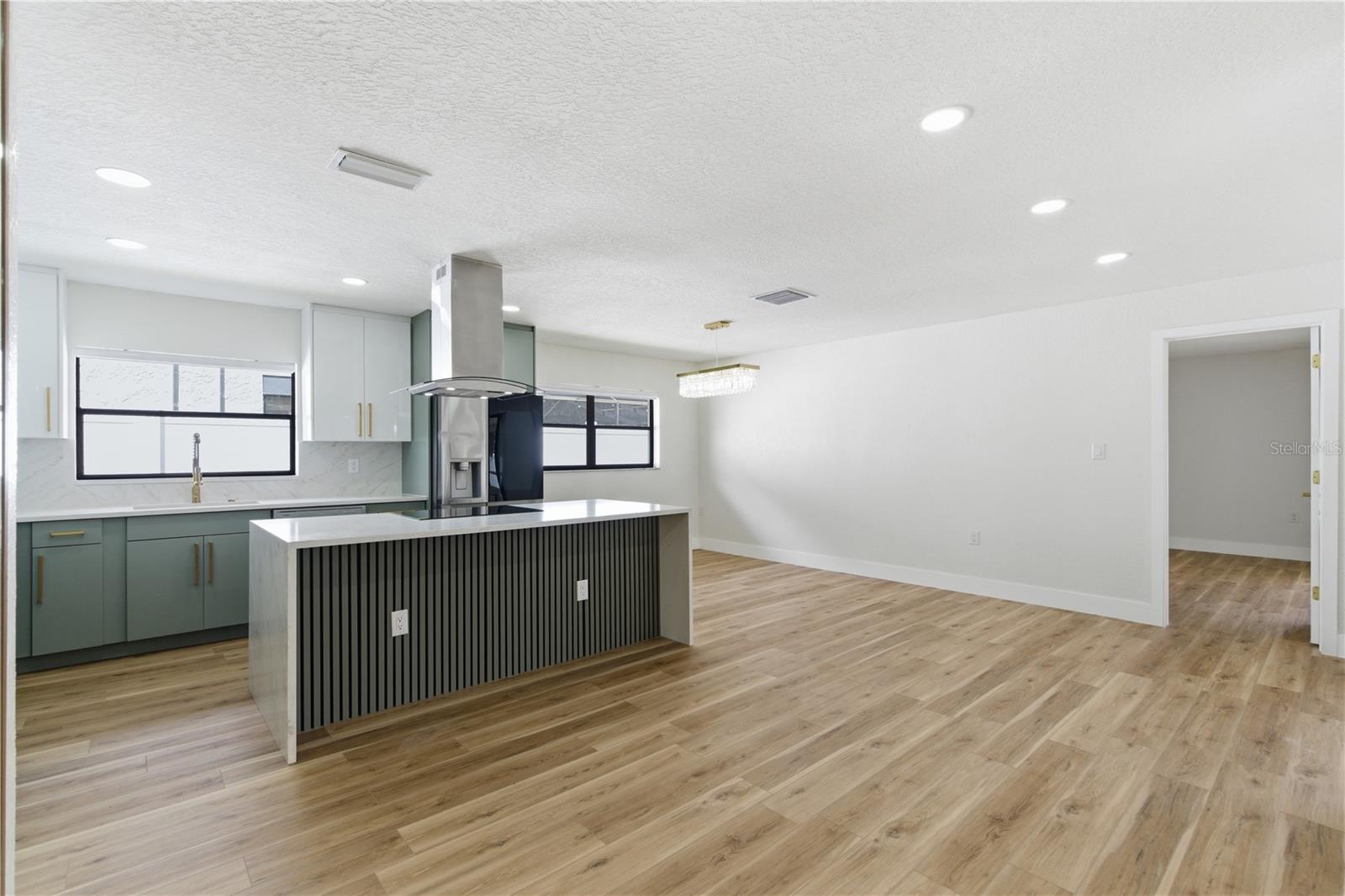 SHADY OAK FARMS - Residential