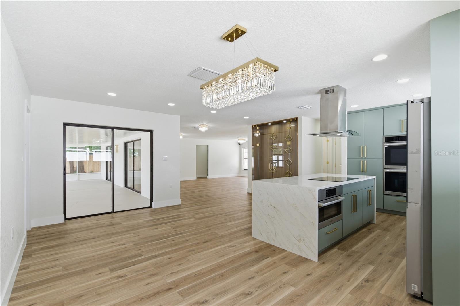 SHADY OAK FARMS - Residential