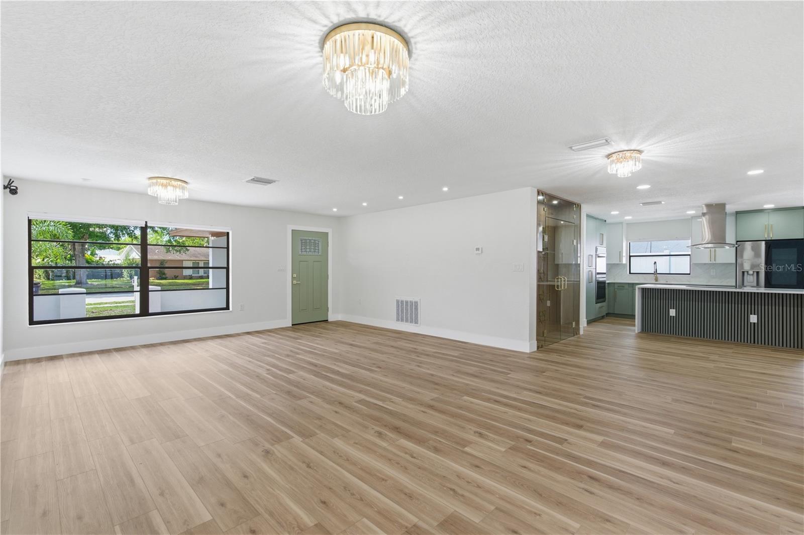 SHADY OAK FARMS - Residential