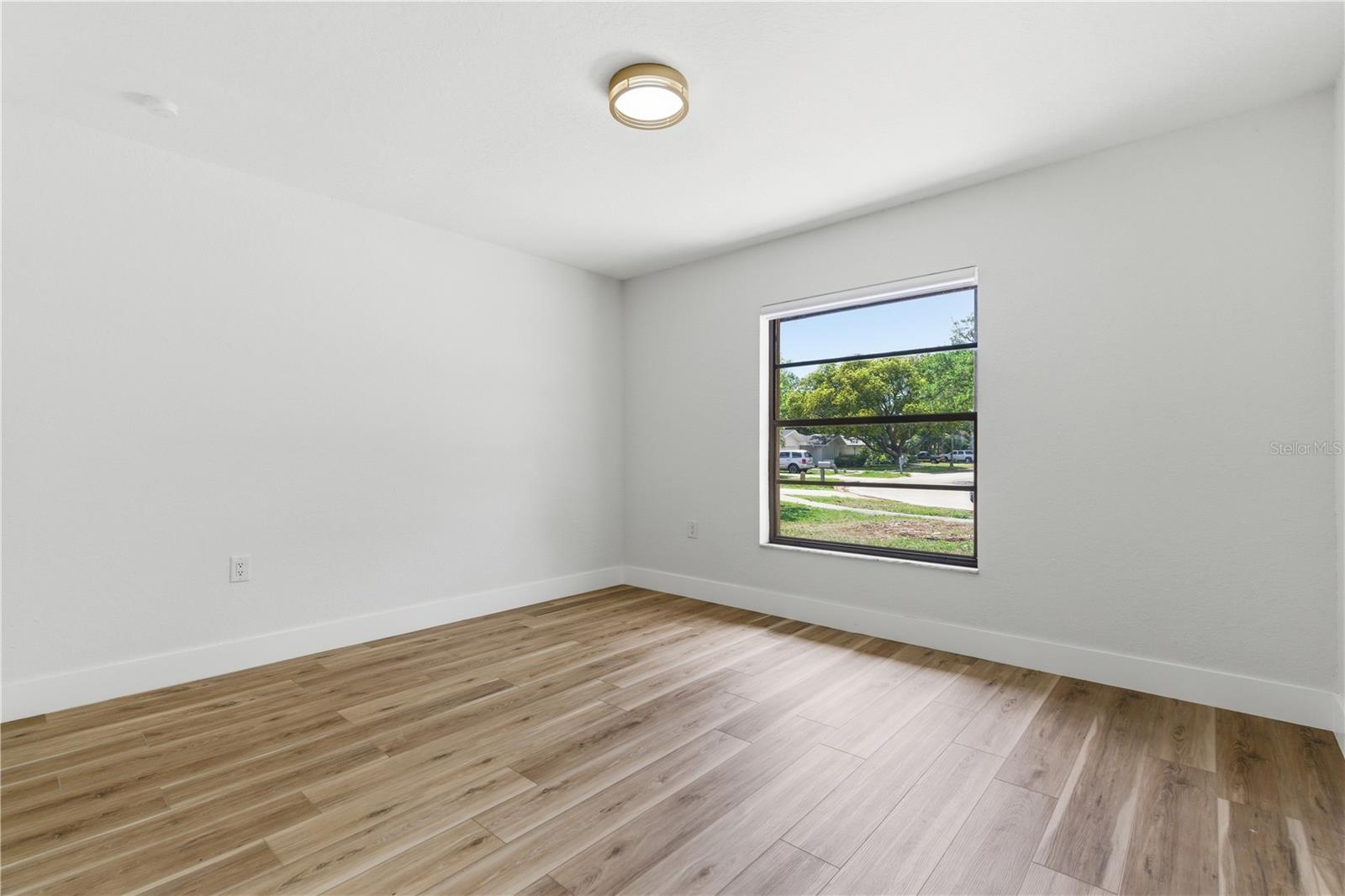 SHADY OAK FARMS - Residential