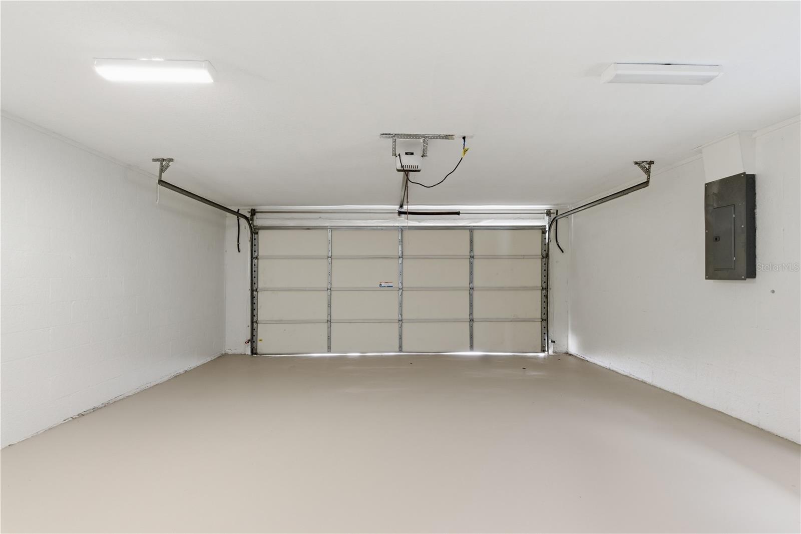 SHADY OAK FARMS - Residential