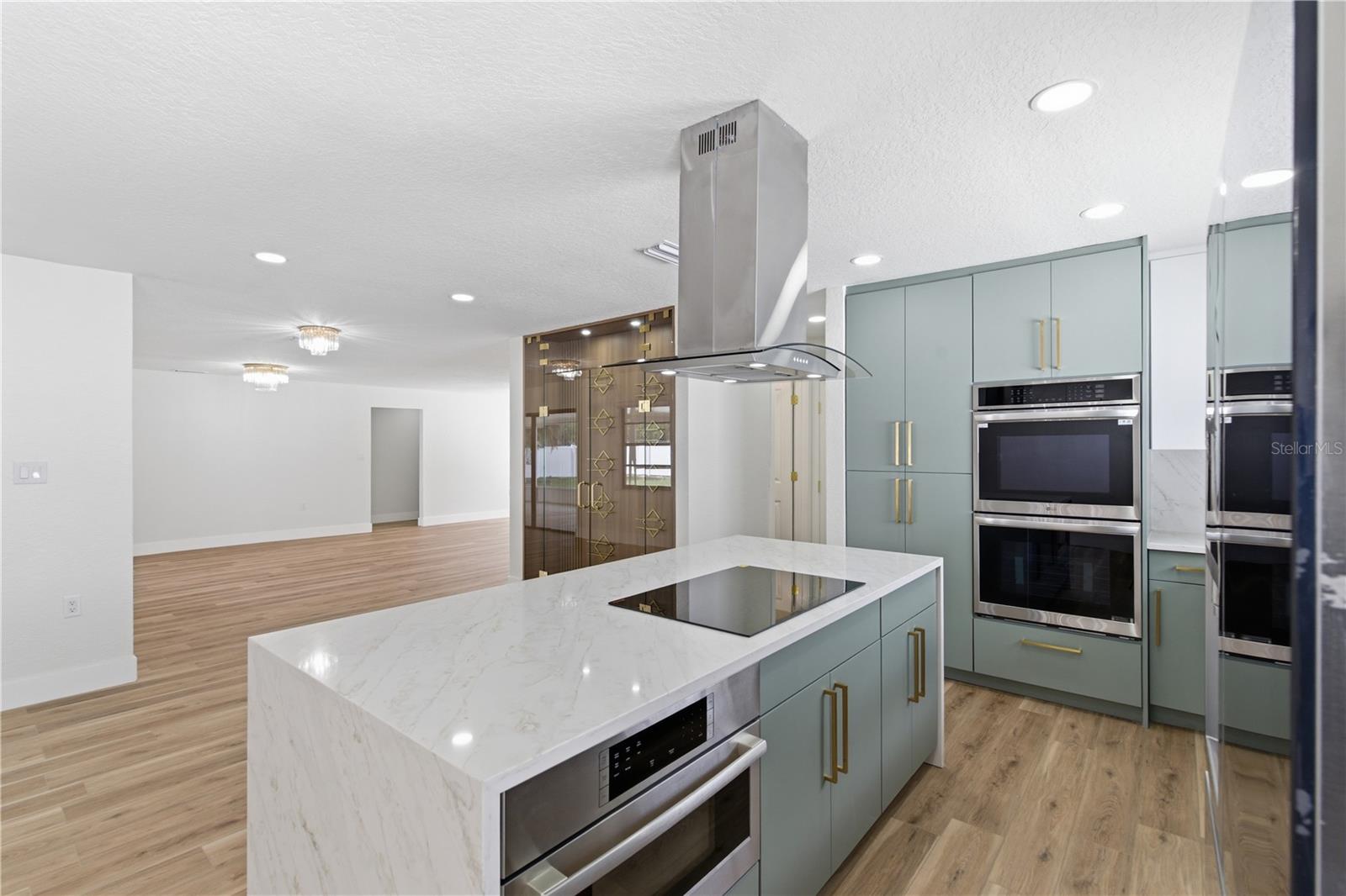 SHADY OAK FARMS - Residential