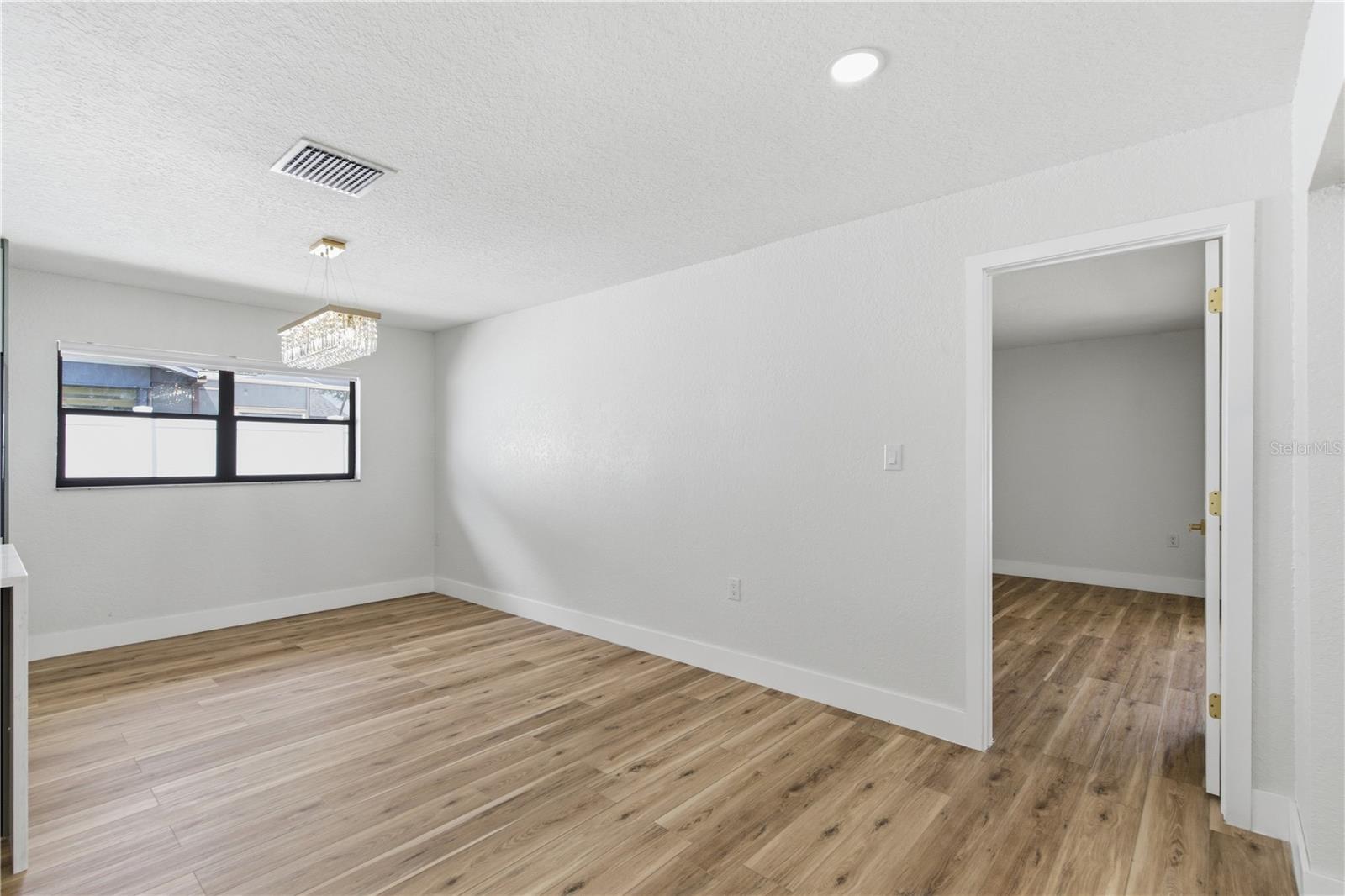 SHADY OAK FARMS - Residential