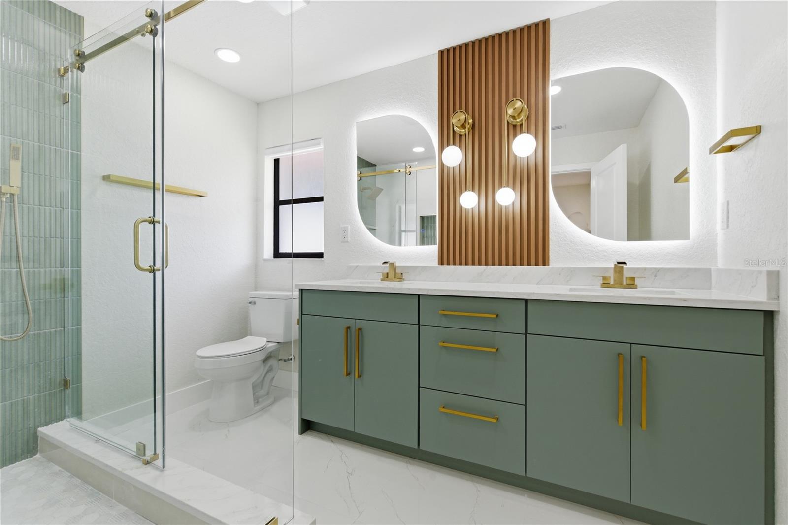 SHADY OAK FARMS - Residential