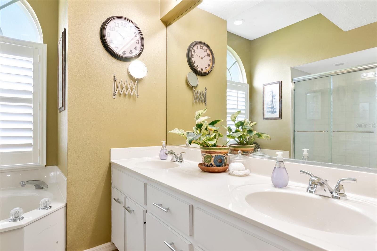 BRIARWOOD - Residential