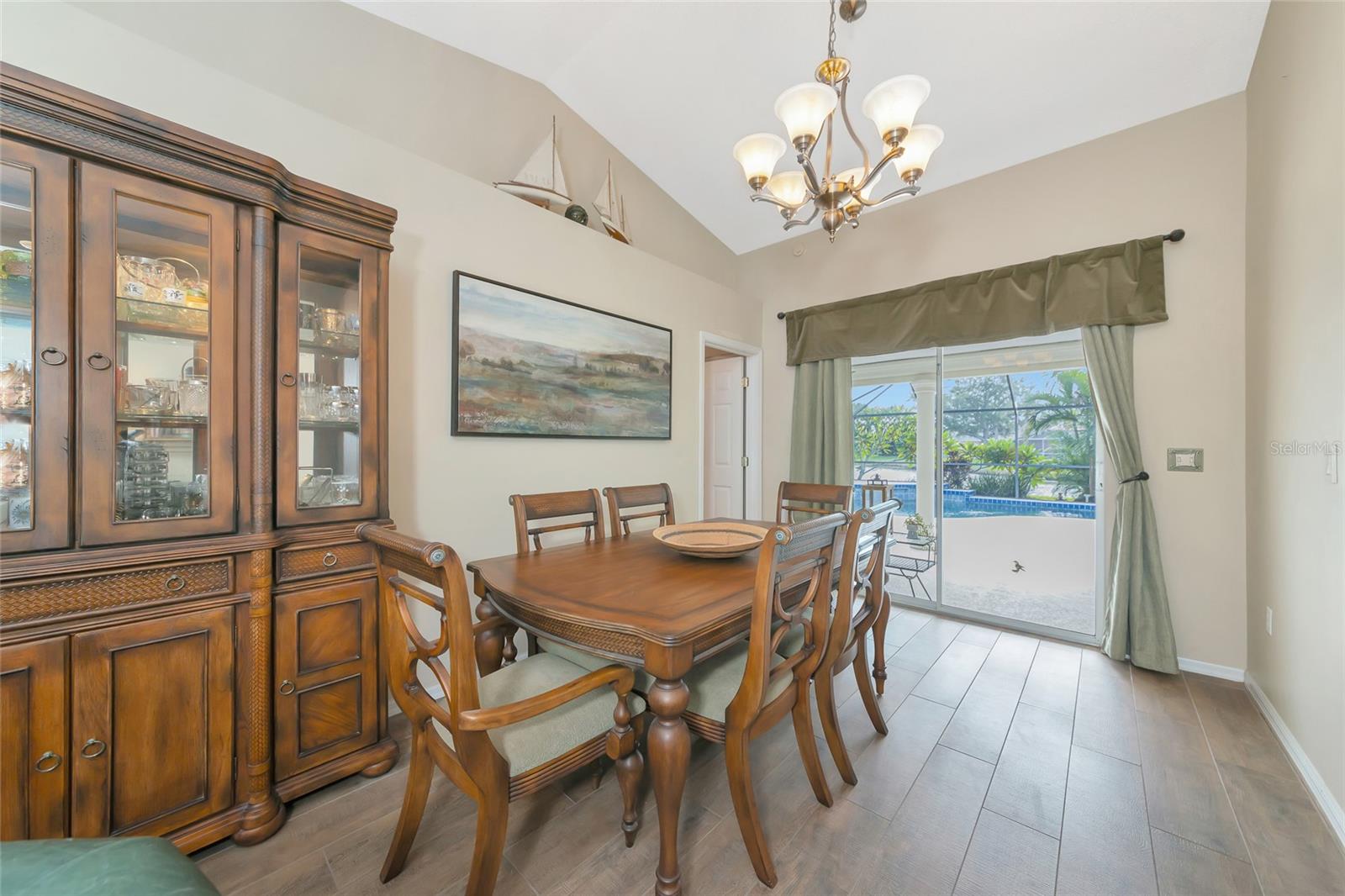 BRIARWOOD - Residential