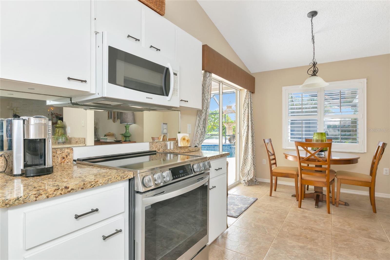 BRIARWOOD - Residential