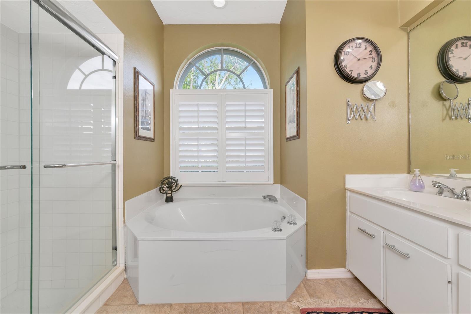 BRIARWOOD - Residential