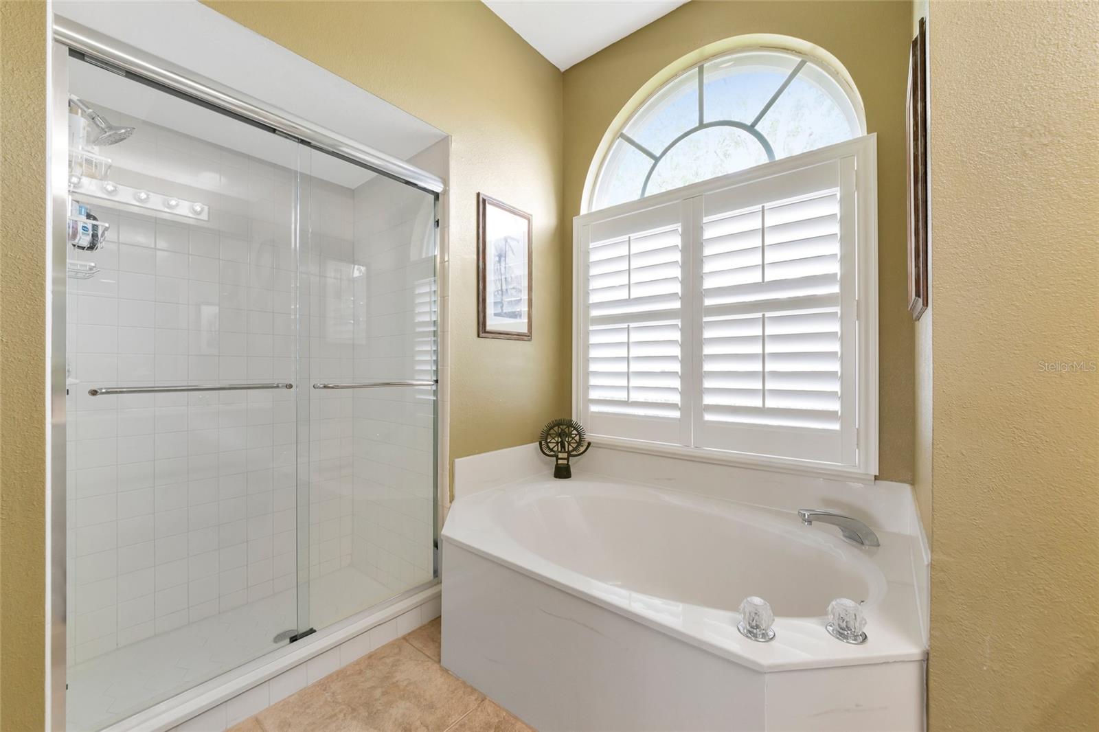 BRIARWOOD - Residential