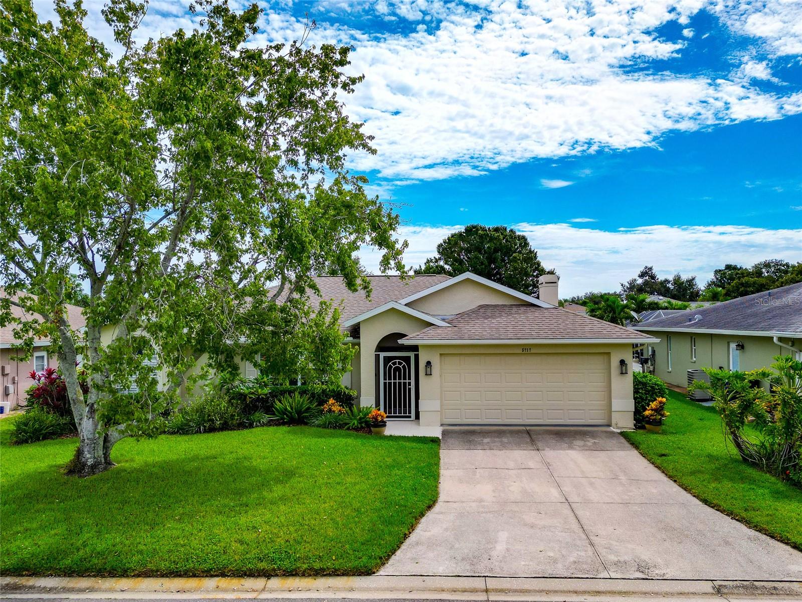 BRIARWOOD - Residential