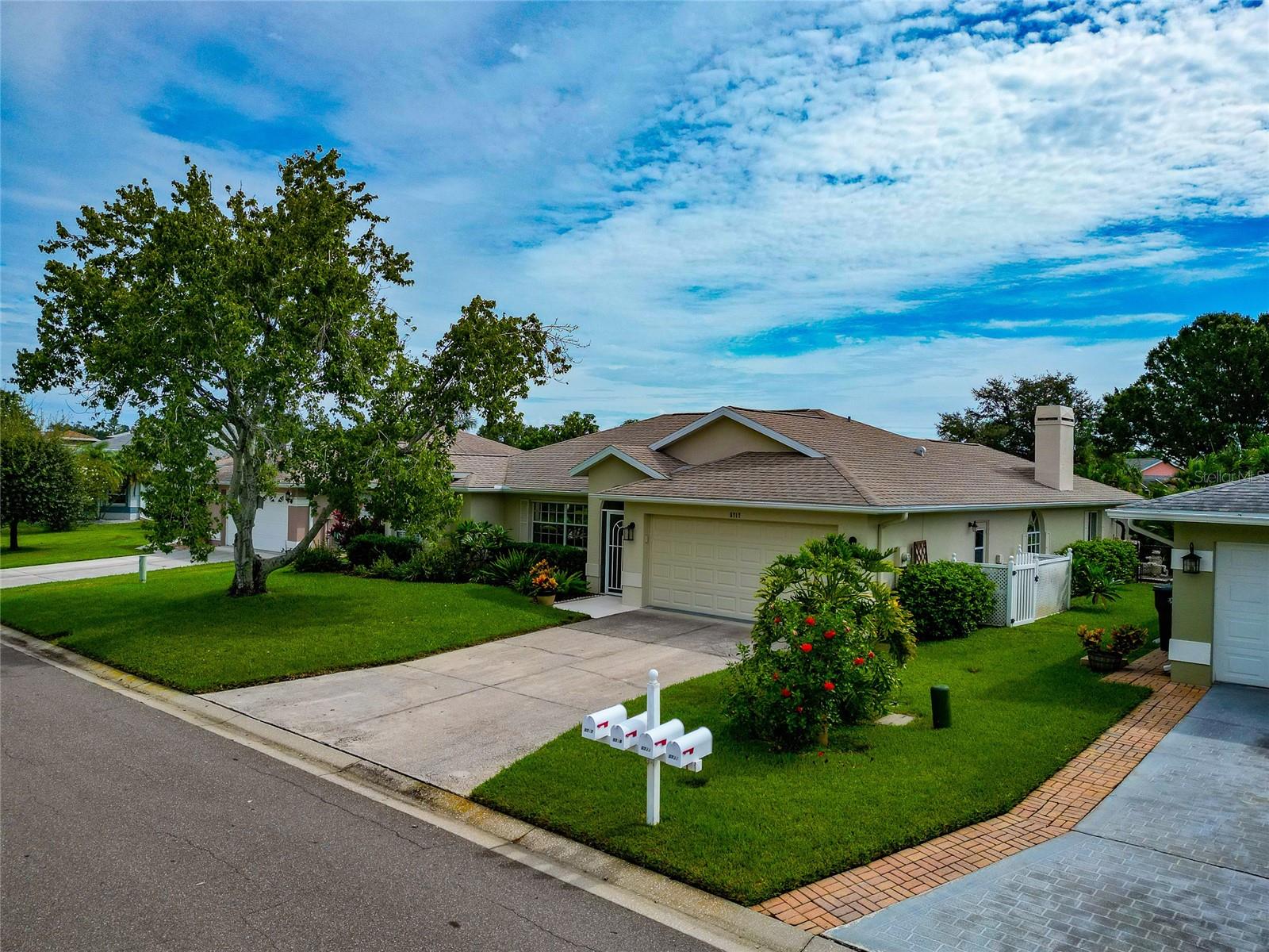 BRIARWOOD - Residential