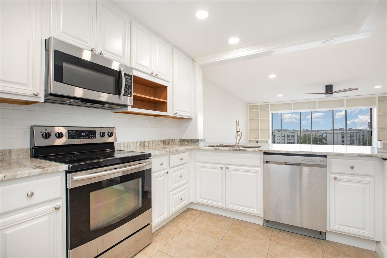 IRONWOOD CONDOMINIUM - Residential