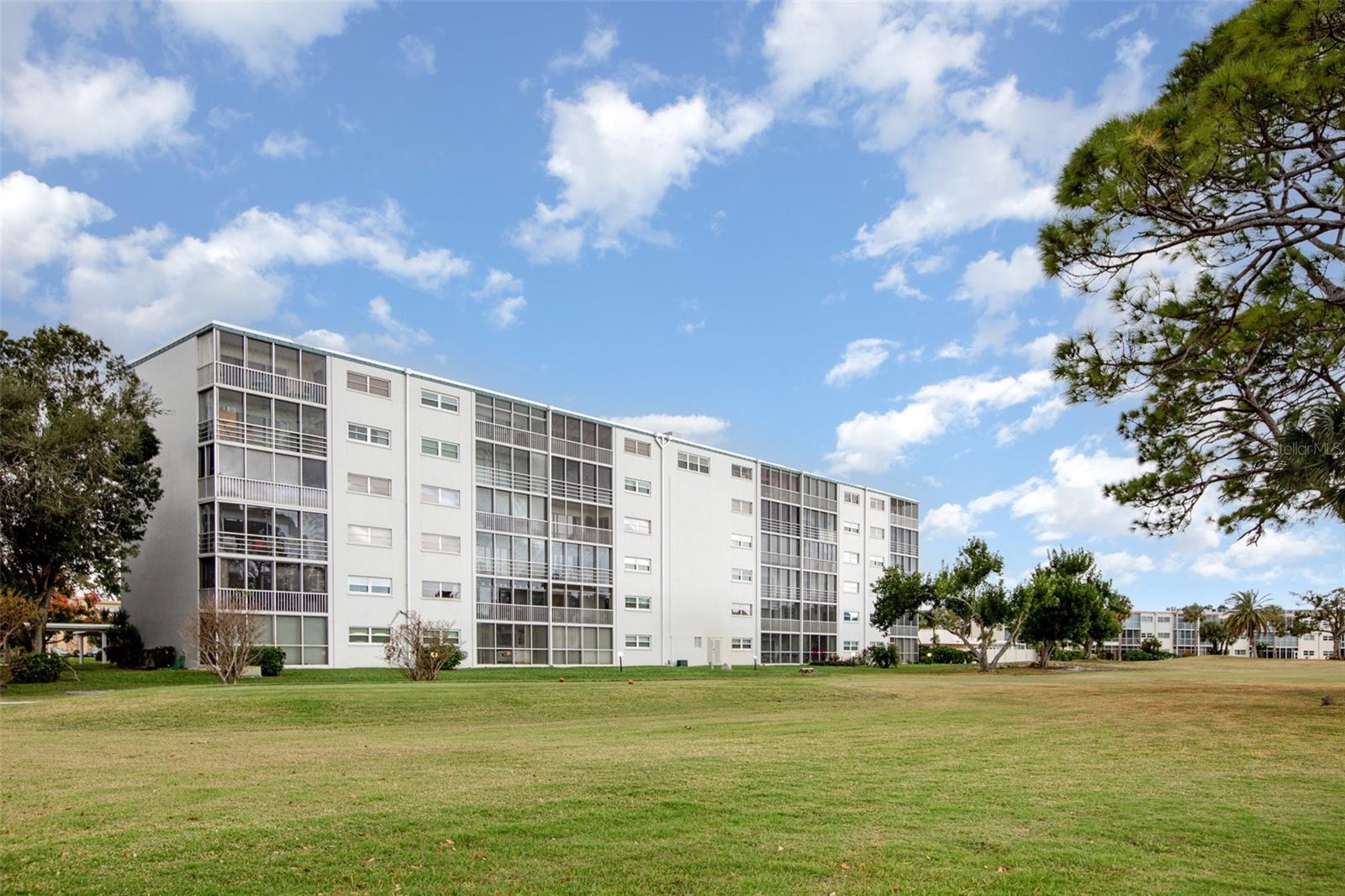 IRONWOOD CONDOMINIUM - Residential