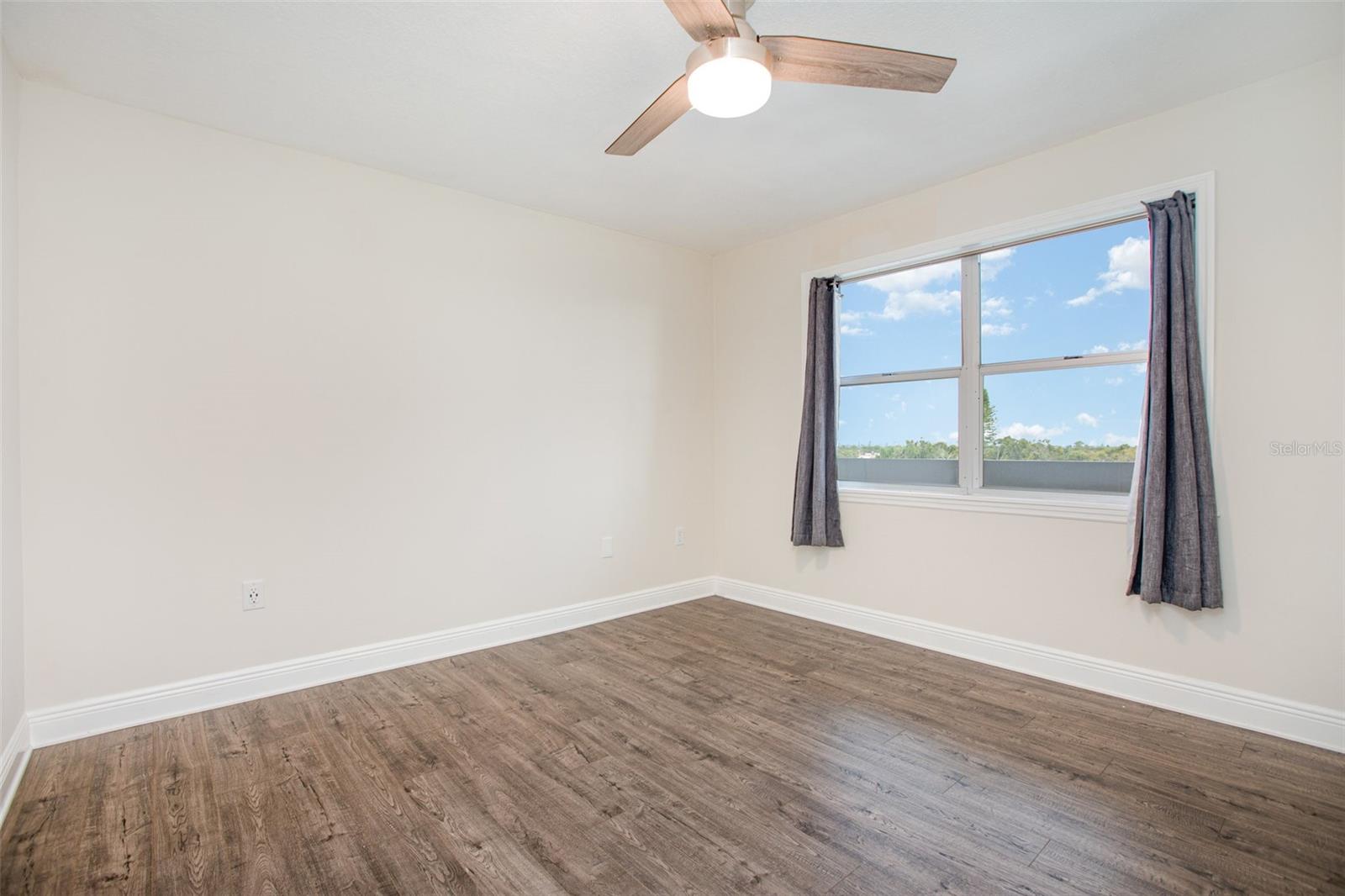 IRONWOOD CONDOMINIUM - Residential