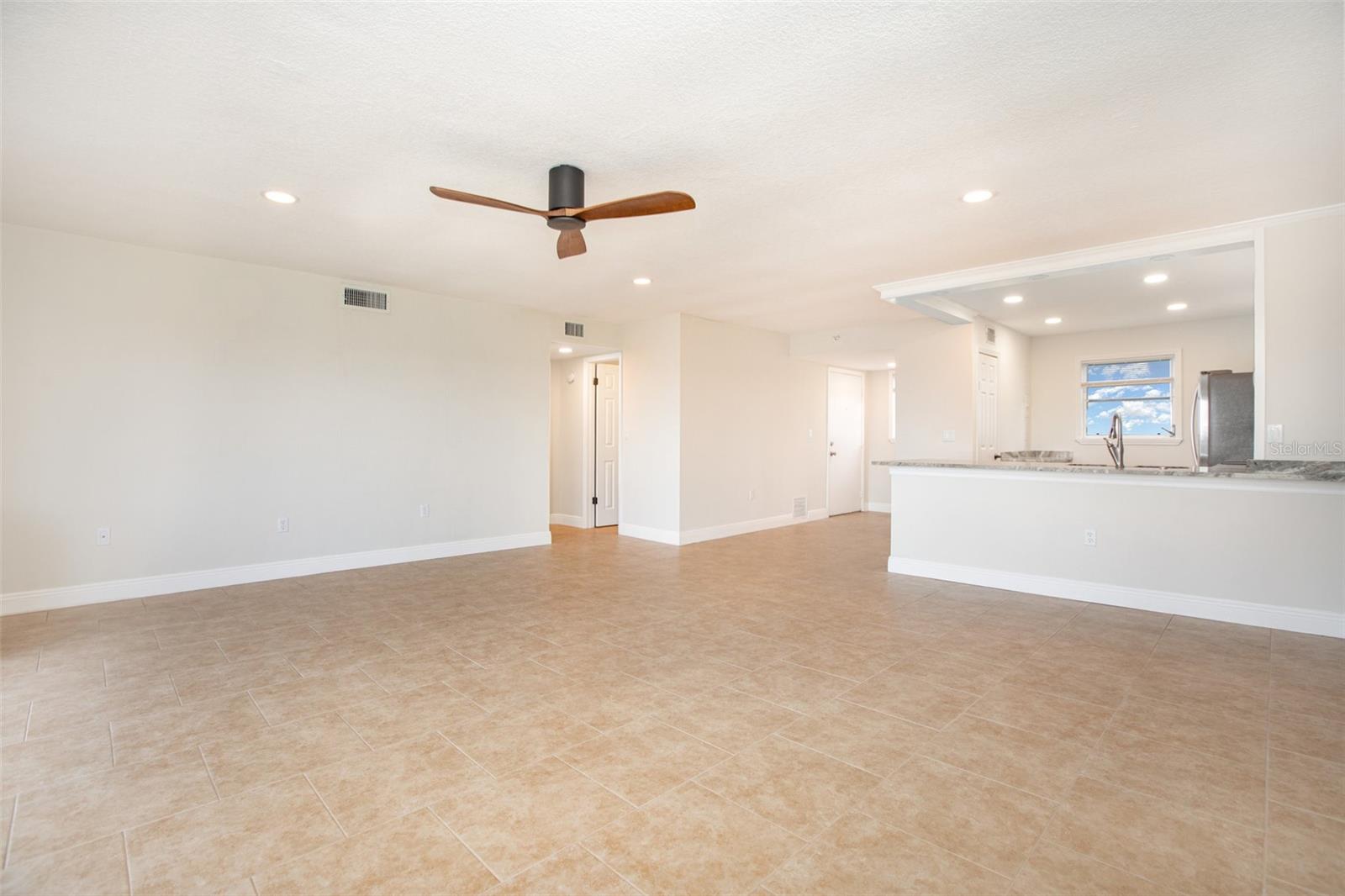 IRONWOOD CONDOMINIUM - Residential