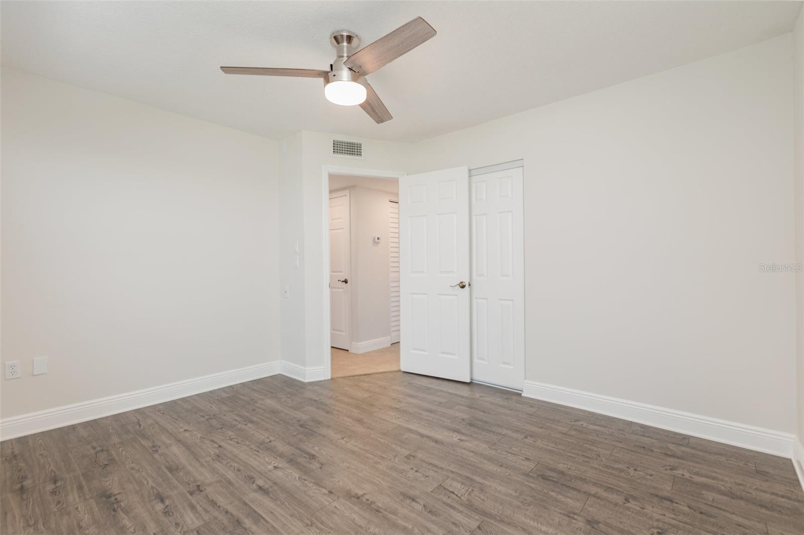 IRONWOOD CONDOMINIUM - Residential