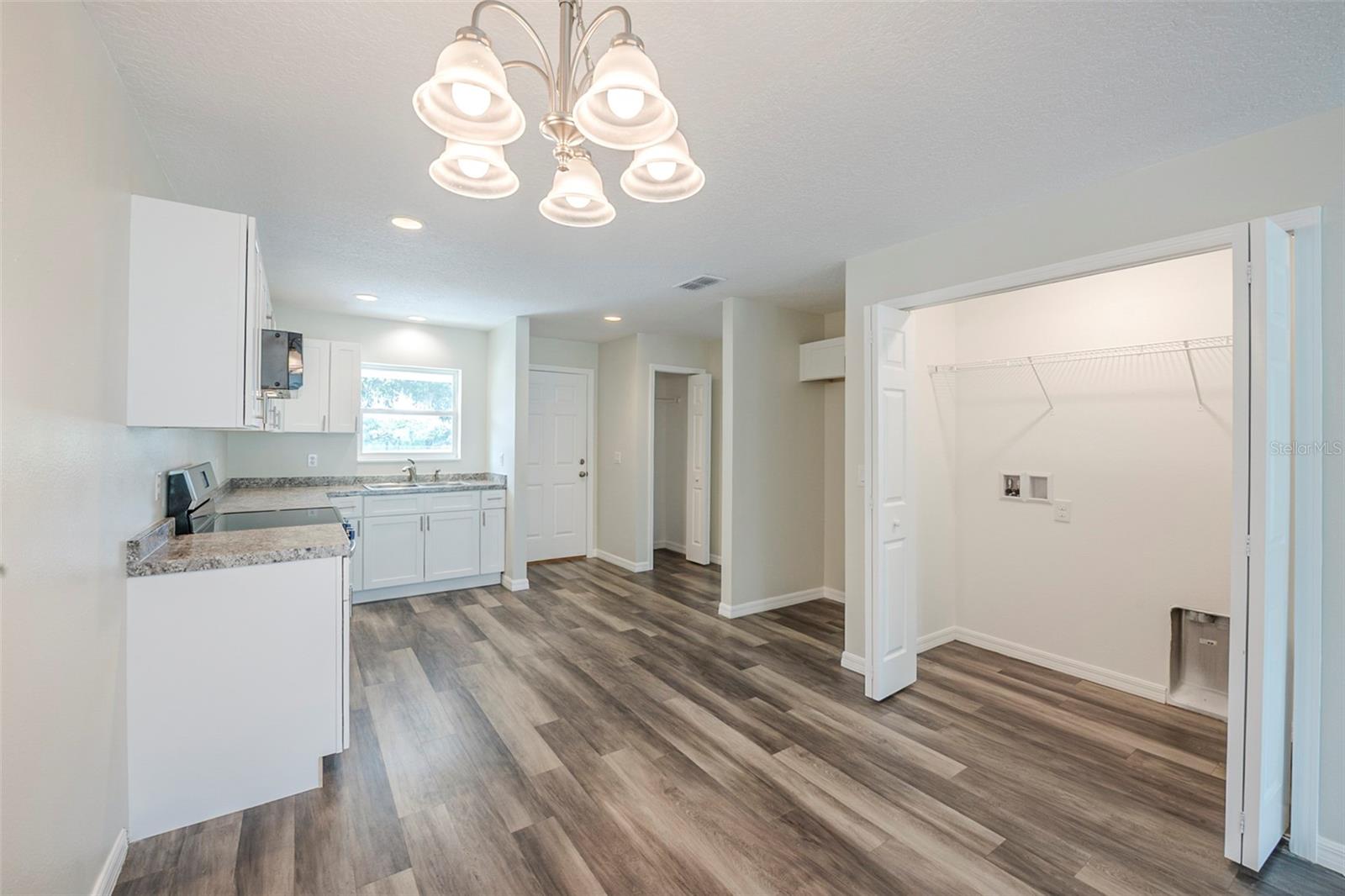 NEW HORIZONS - Residential