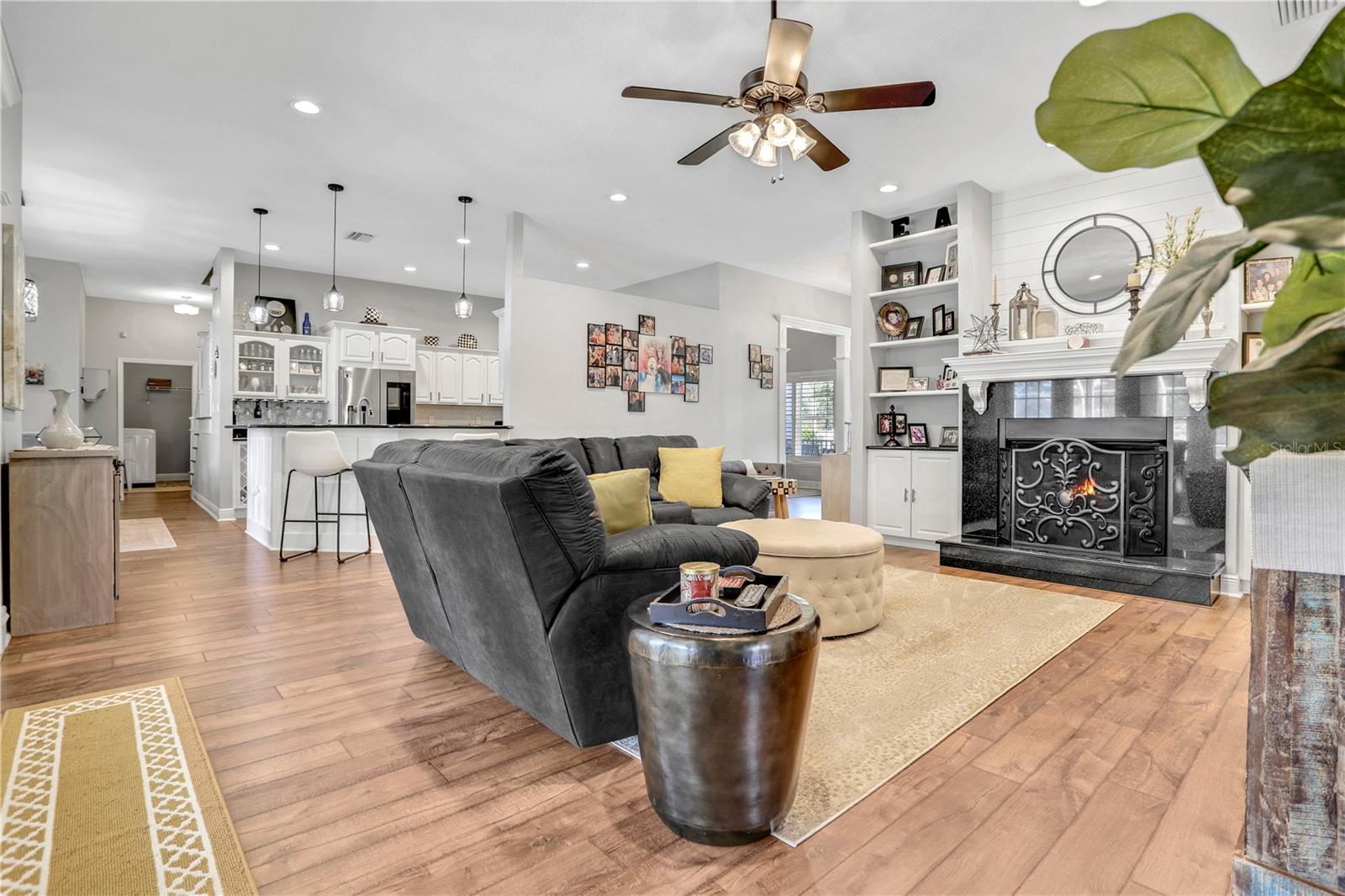 GAINES COVE - Residential