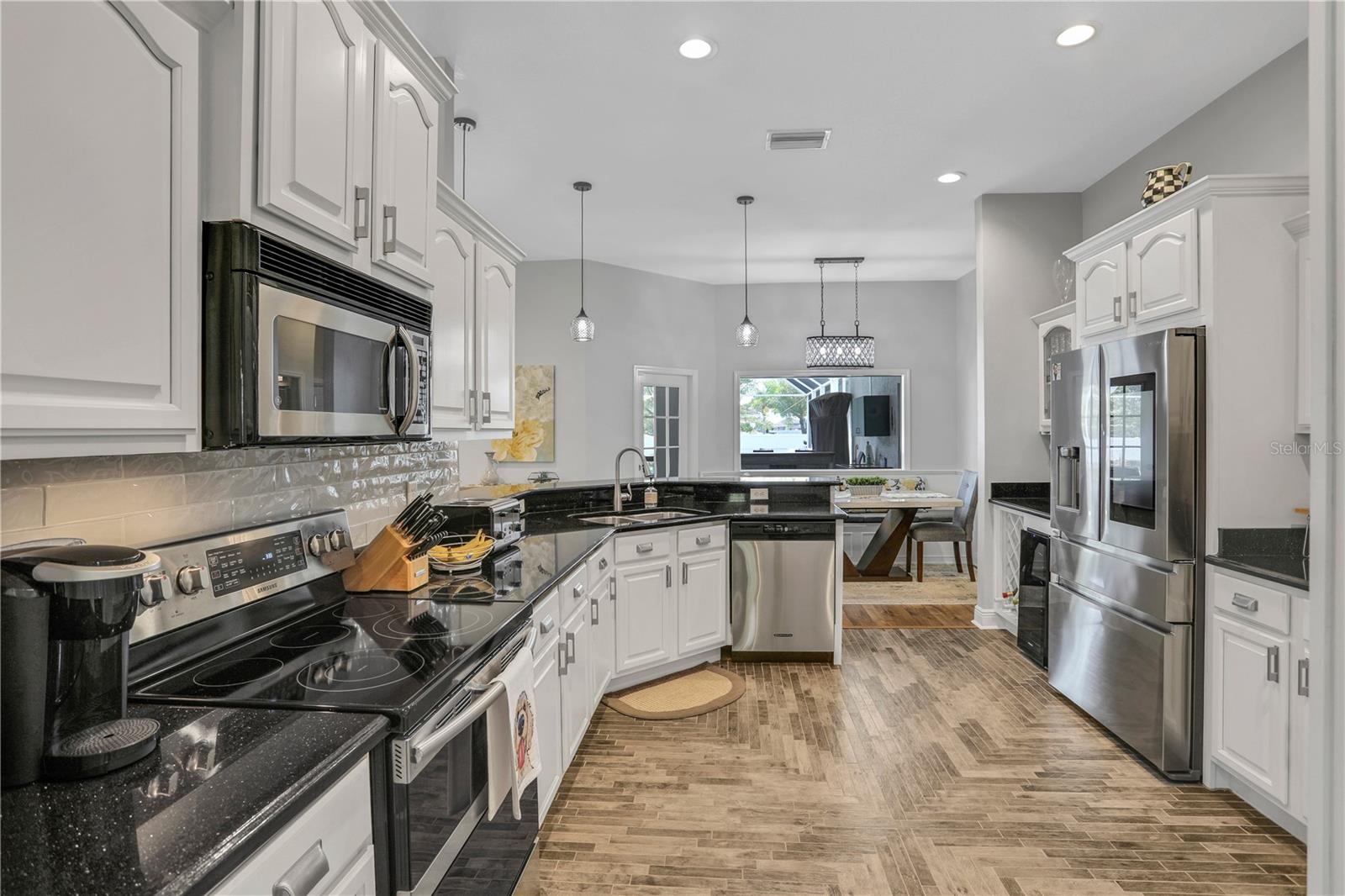 GAINES COVE - Residential