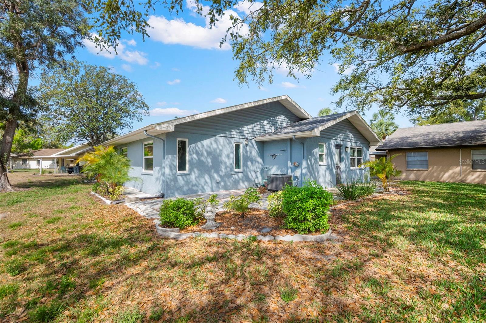 CAMBRIDGE M CONDO REV - Residential