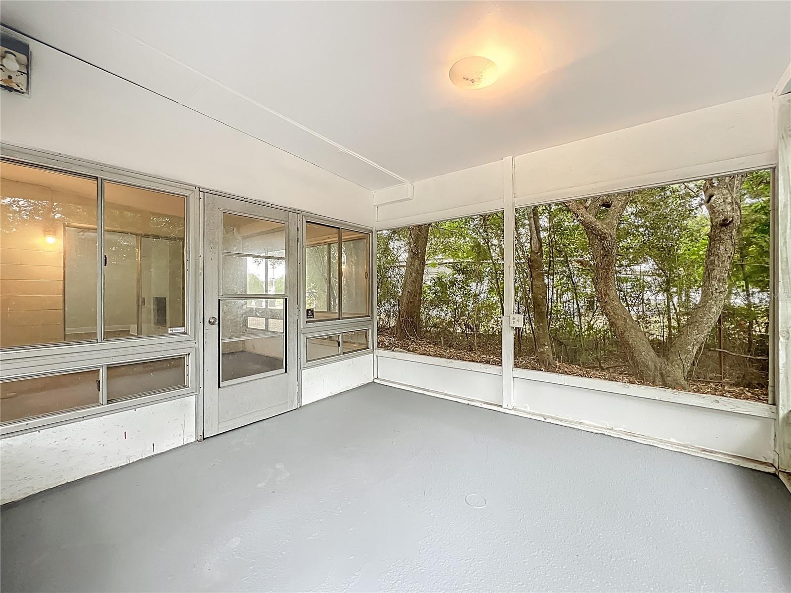 AGNES HEIGHTS FIRST ADD - Residential