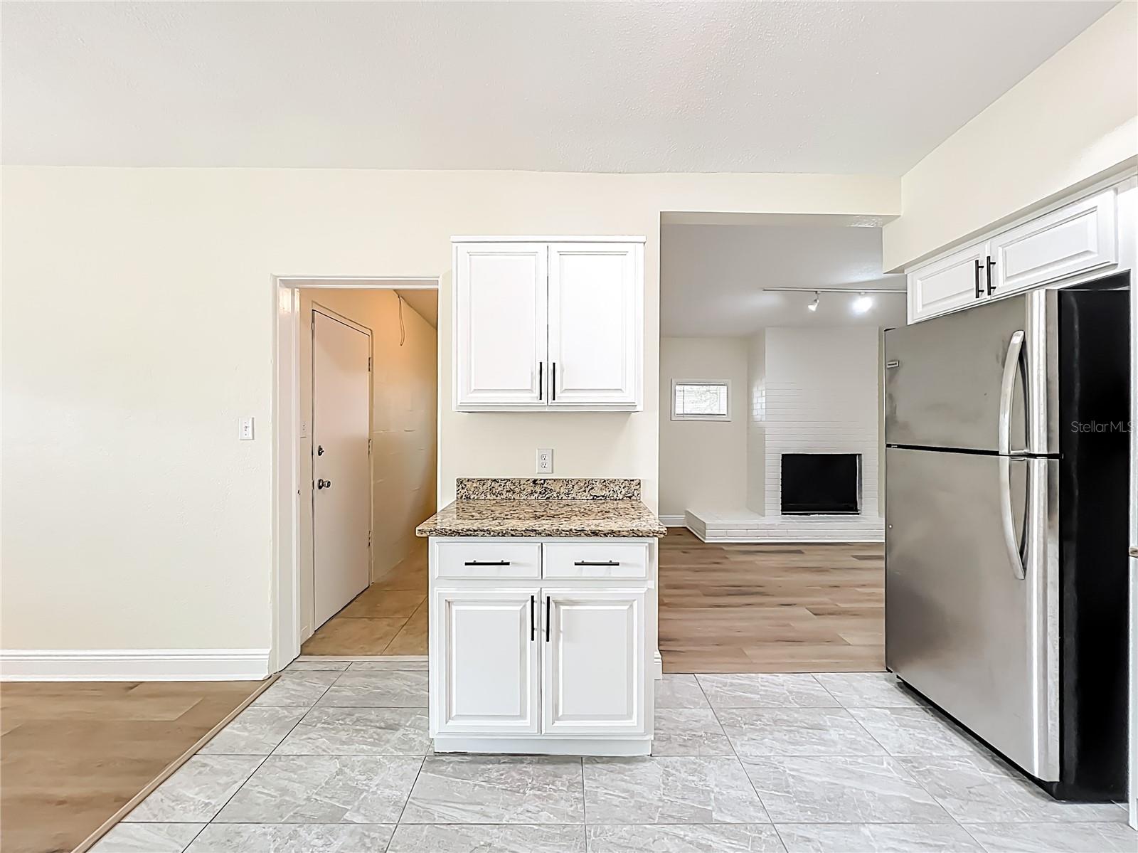 AGNES HEIGHTS FIRST ADD - Residential