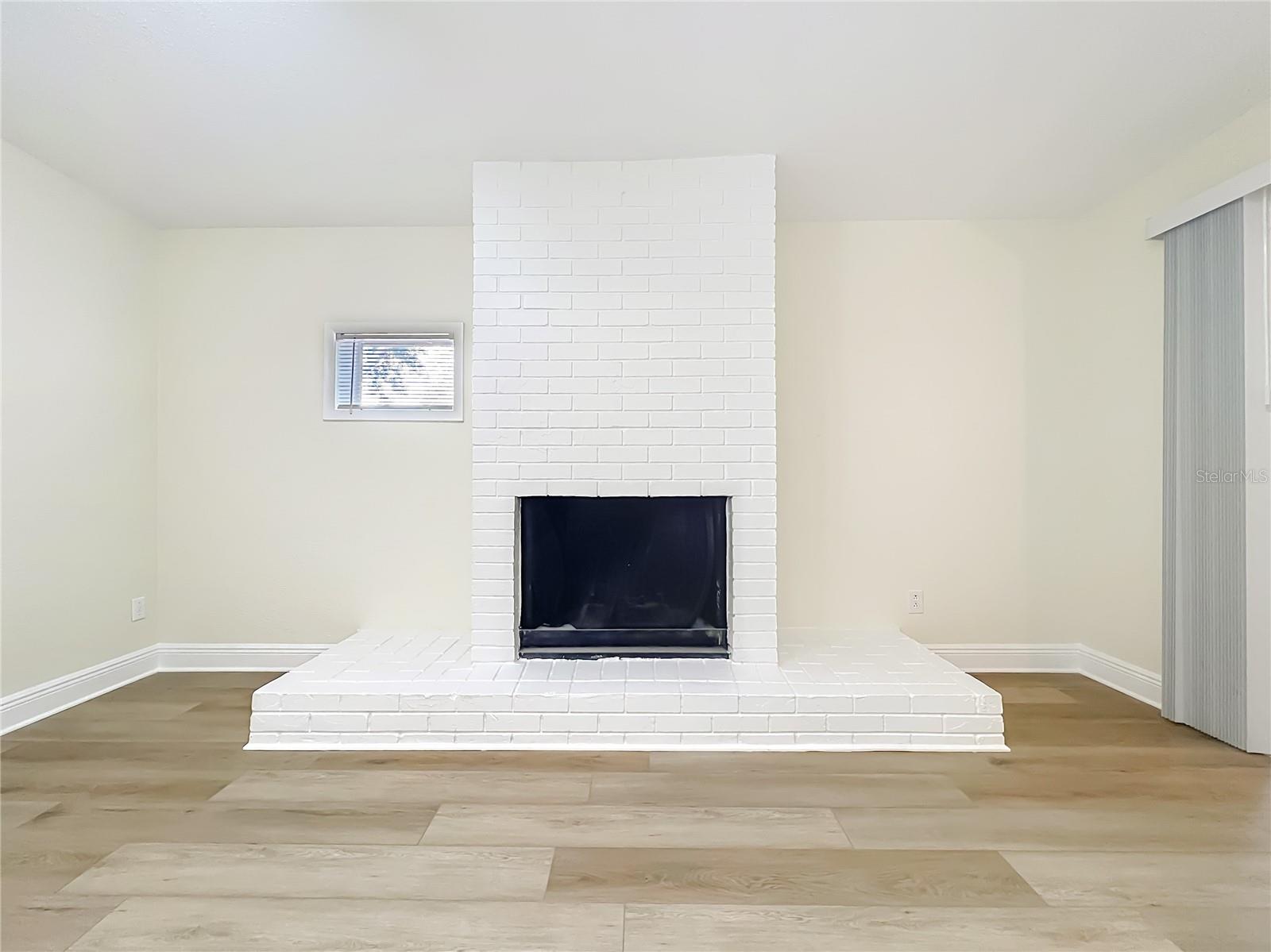 AGNES HEIGHTS FIRST ADD - Residential