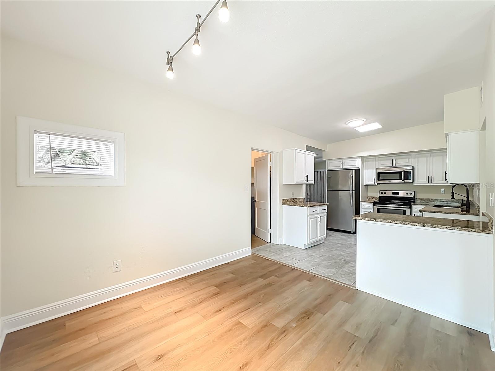 AGNES HEIGHTS FIRST ADD - Residential