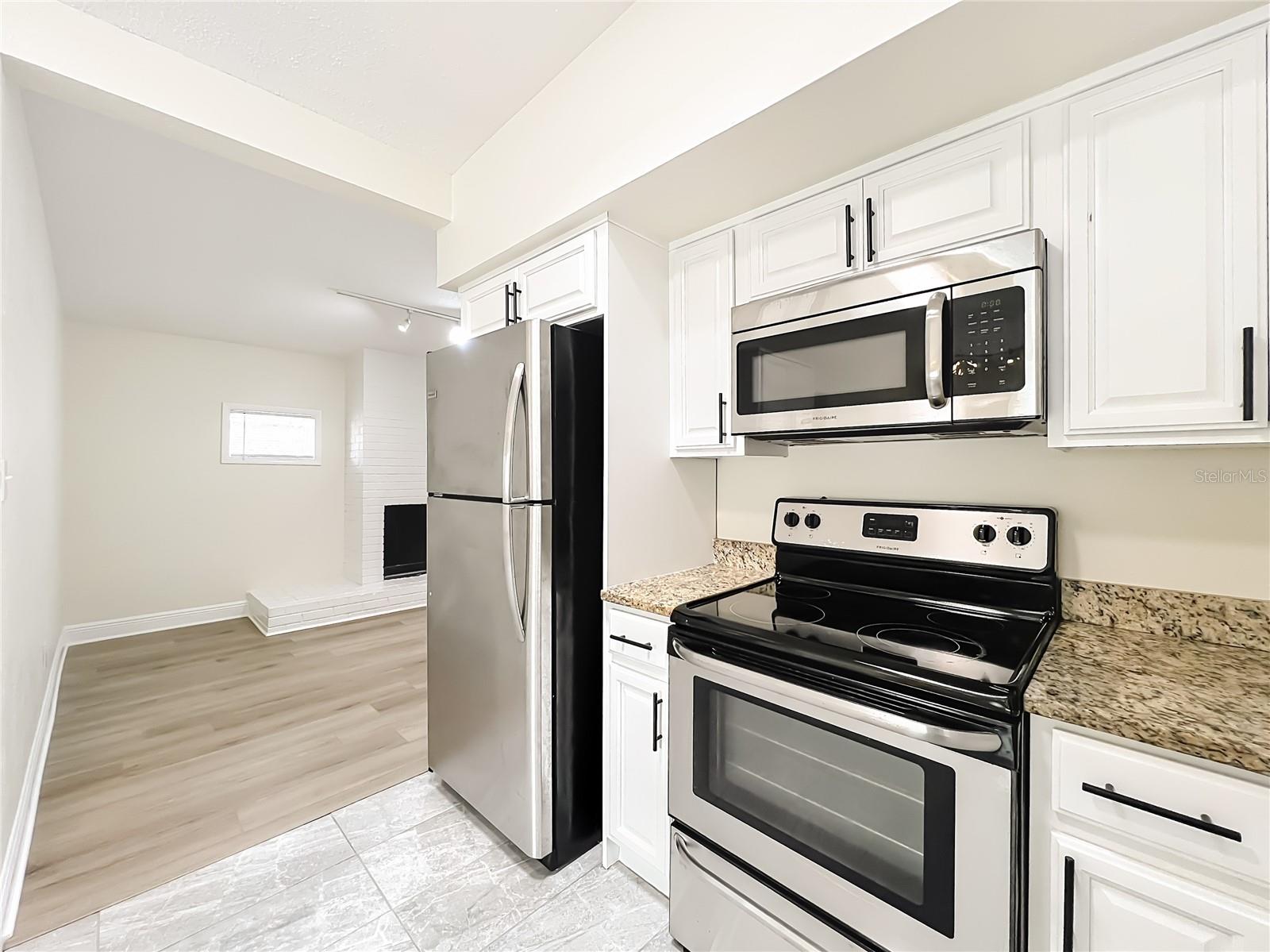 AGNES HEIGHTS FIRST ADD - Residential