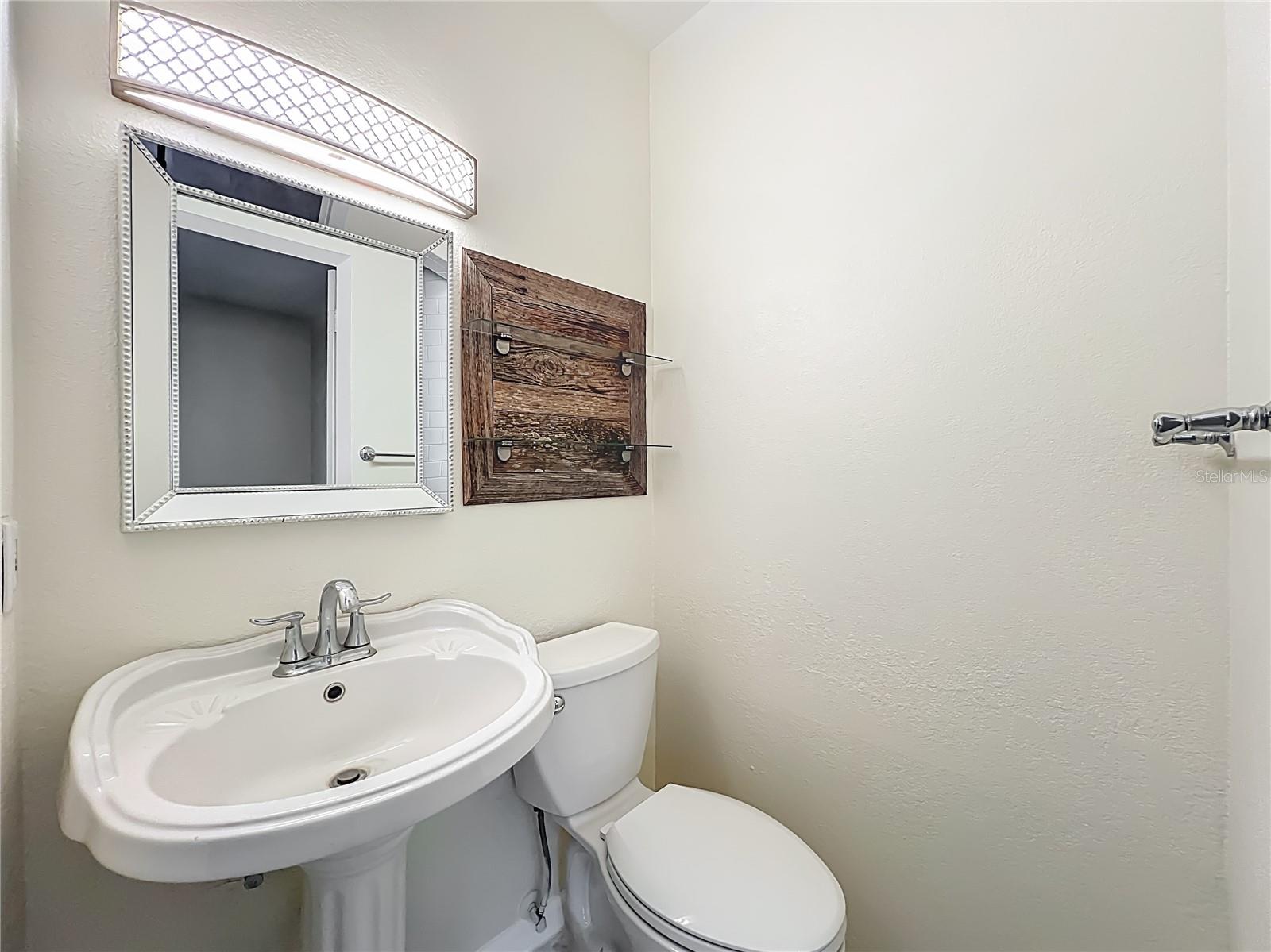 AGNES HEIGHTS FIRST ADD - Residential