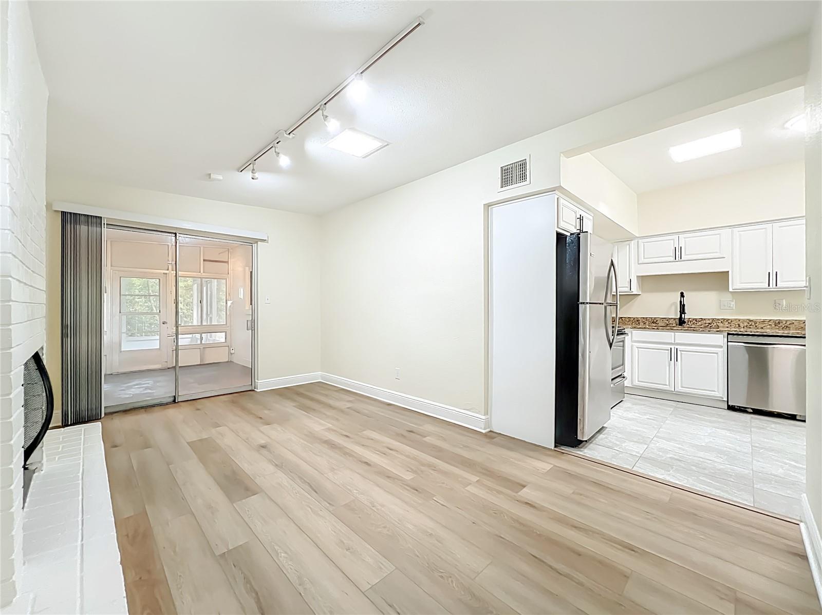 AGNES HEIGHTS FIRST ADD - Residential