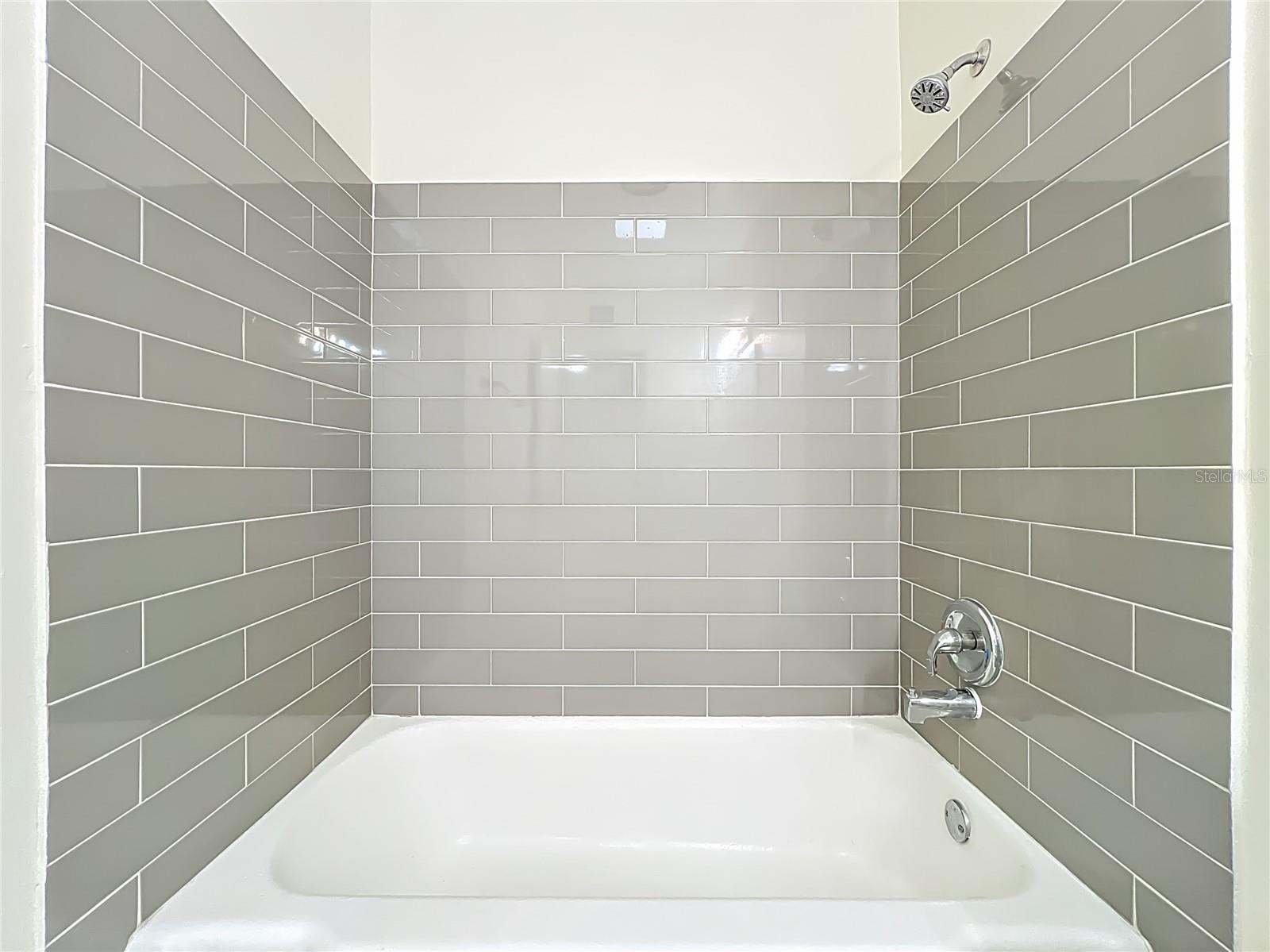 AGNES HEIGHTS FIRST ADD - Residential