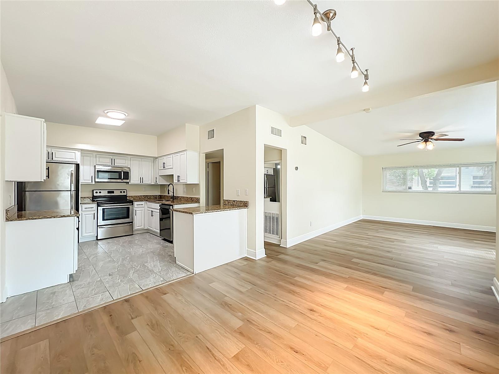 AGNES HEIGHTS FIRST ADD - Residential